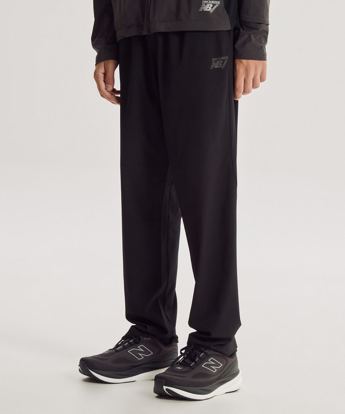 뉴발란스(NEW BALANCE) NBNTG45913 / UNI RC 러닝 에센셜 팬츠 (BLACK)
