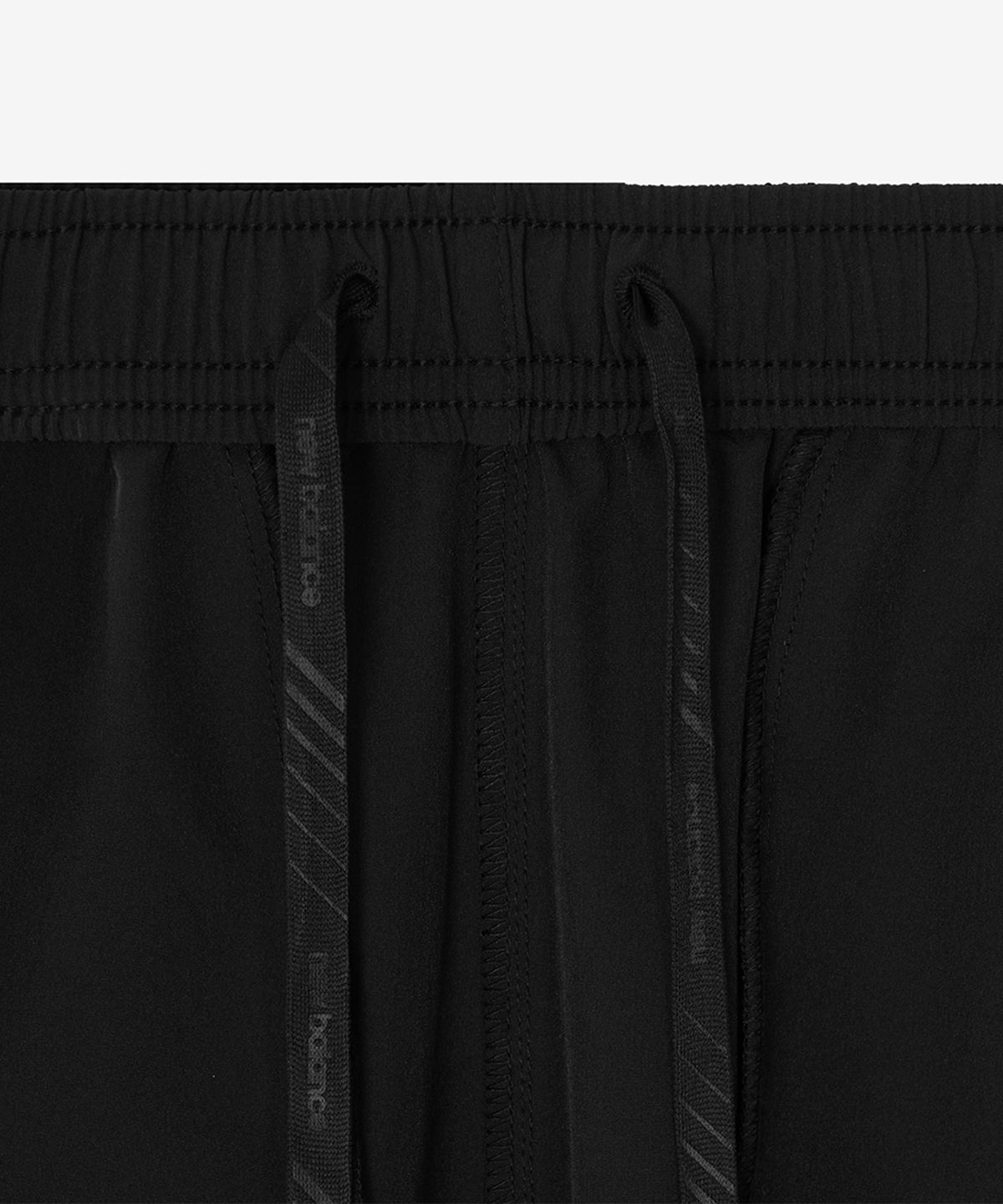 뉴발란스(NEW BALANCE) NBNTG45913 / UNI RC 러닝 에센셜 팬츠 (BLACK)