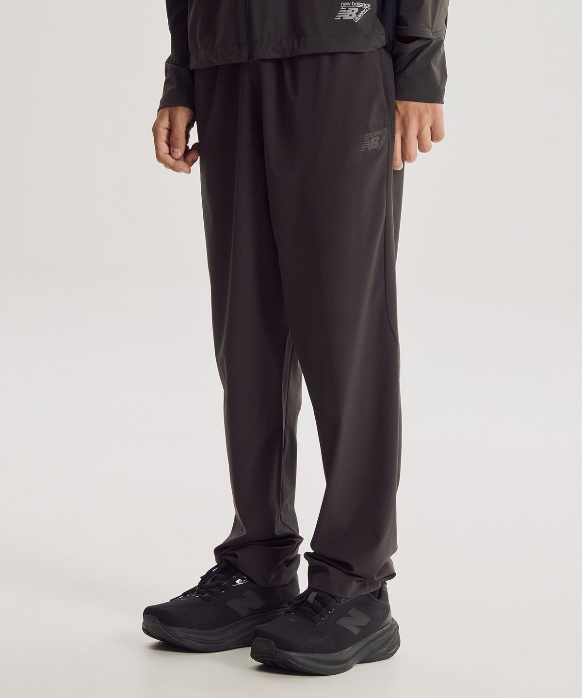 뉴발란스(NEW BALANCE) NBNTG45913 / UNI RC 러닝 에센셜 팬츠 (D/KHAKI)