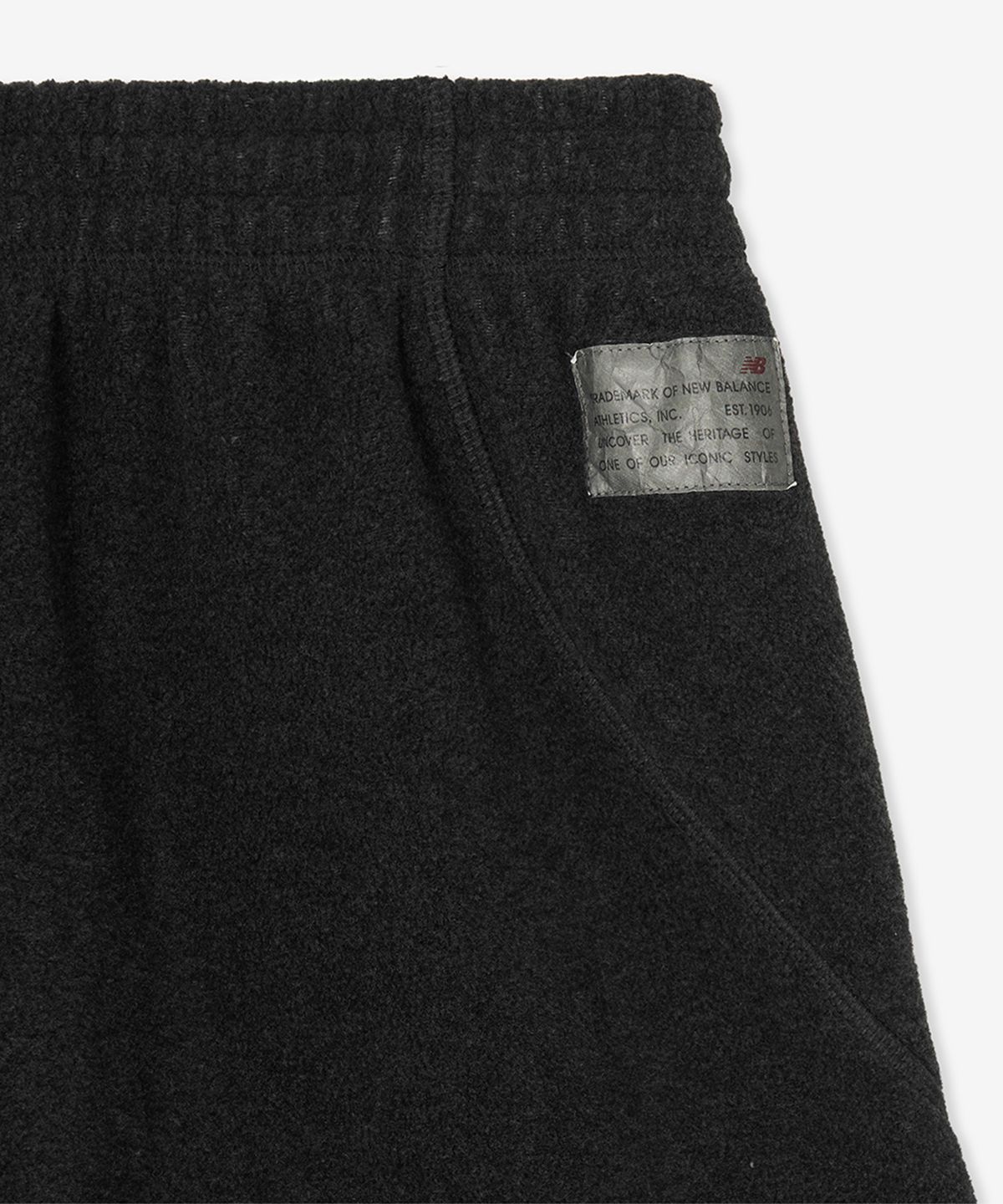 뉴발란스(NEW BALANCE) NBMLG41903 / UNI 플라잉 AEROHEAT 플리스 2WAY 와이드 팬츠 (CHARCOAL)
