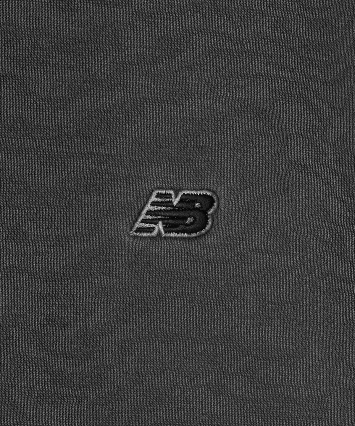 뉴발란스(NEW BALANCE) NBN0G41013 / UNI 에센셜 클래식 다잉 기모 후드티 (D/CHARCOAL)