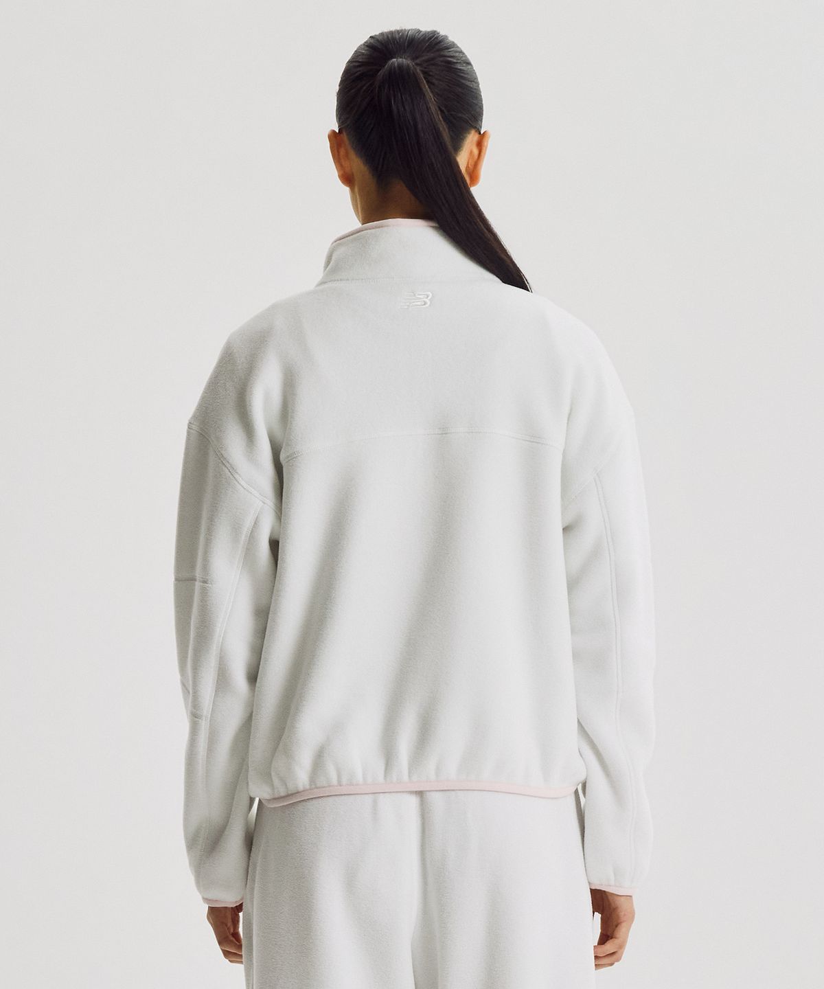 뉴발란스(NEW BALANCE) NBNCG4W912 / WOMEN 코지 플리스 반집업 (IVORY)