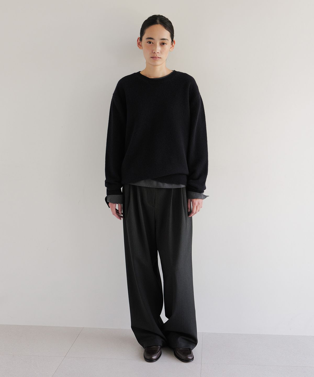 블랭크룸 우먼(BLANKROOM HER) 헤일로 팬츠_HERRINGBONE CHARCOAL