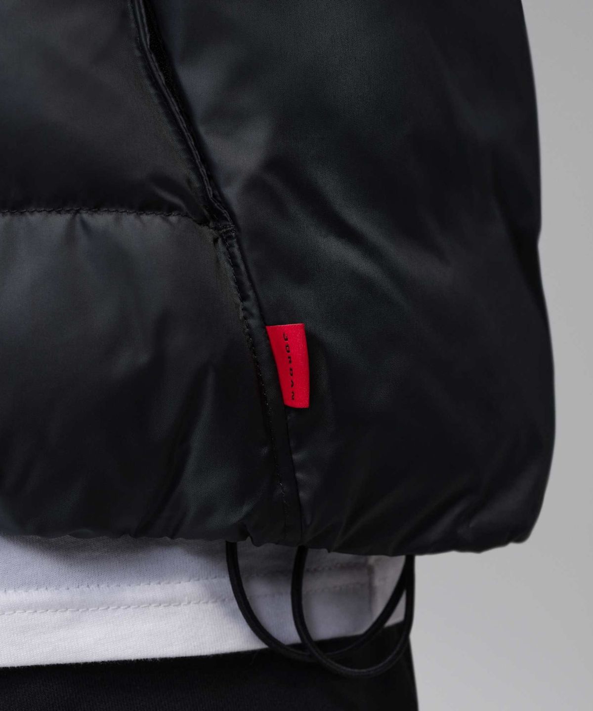 나이키(NIKE) 조던 브루클린 패딩 재킷 M - 블랙:유니버시티 레드 / IM8957-010