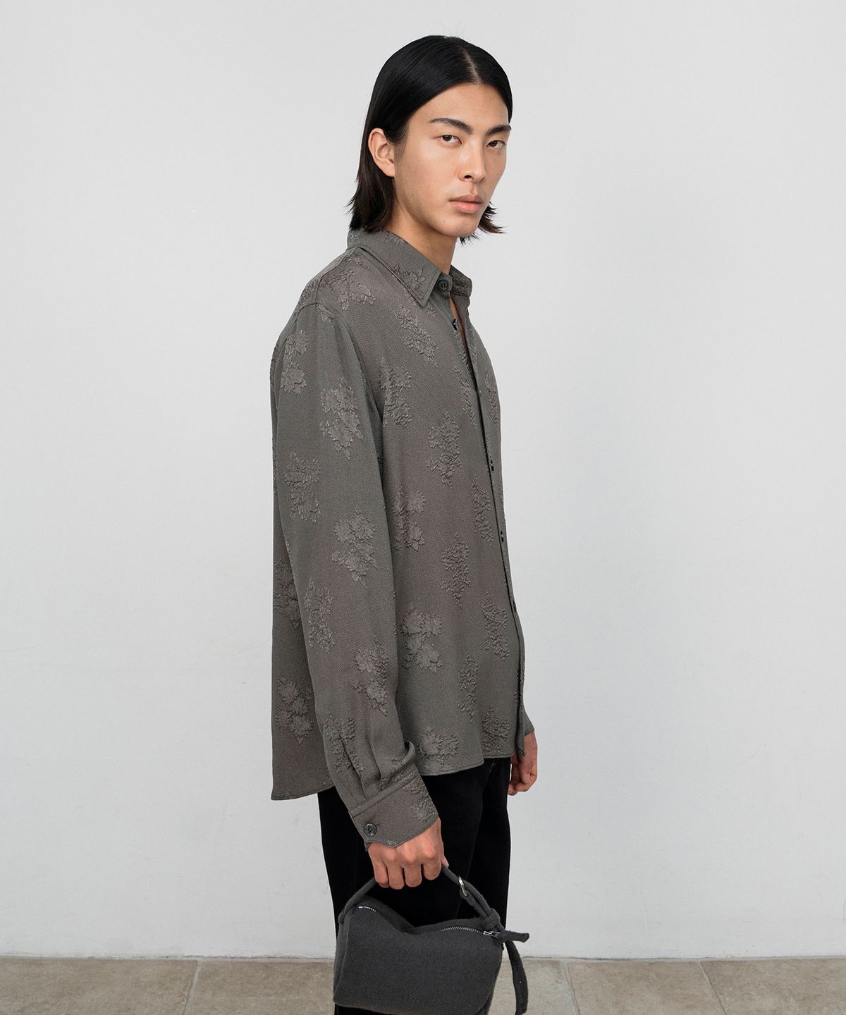 호이테(HEUTE) LESLIE JACQUARD FLORAL SHIRT (GREY KHAKI)