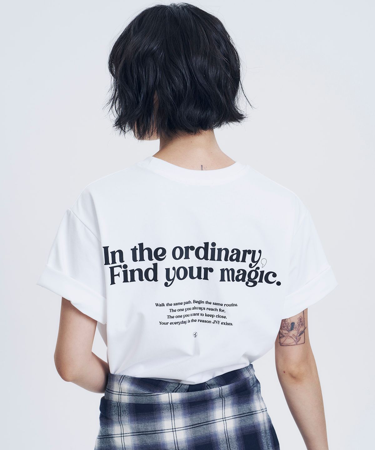 지니영(JEENYYOUNG) JNY 기본 박스티 화이트 (Basic Box Tee - White)