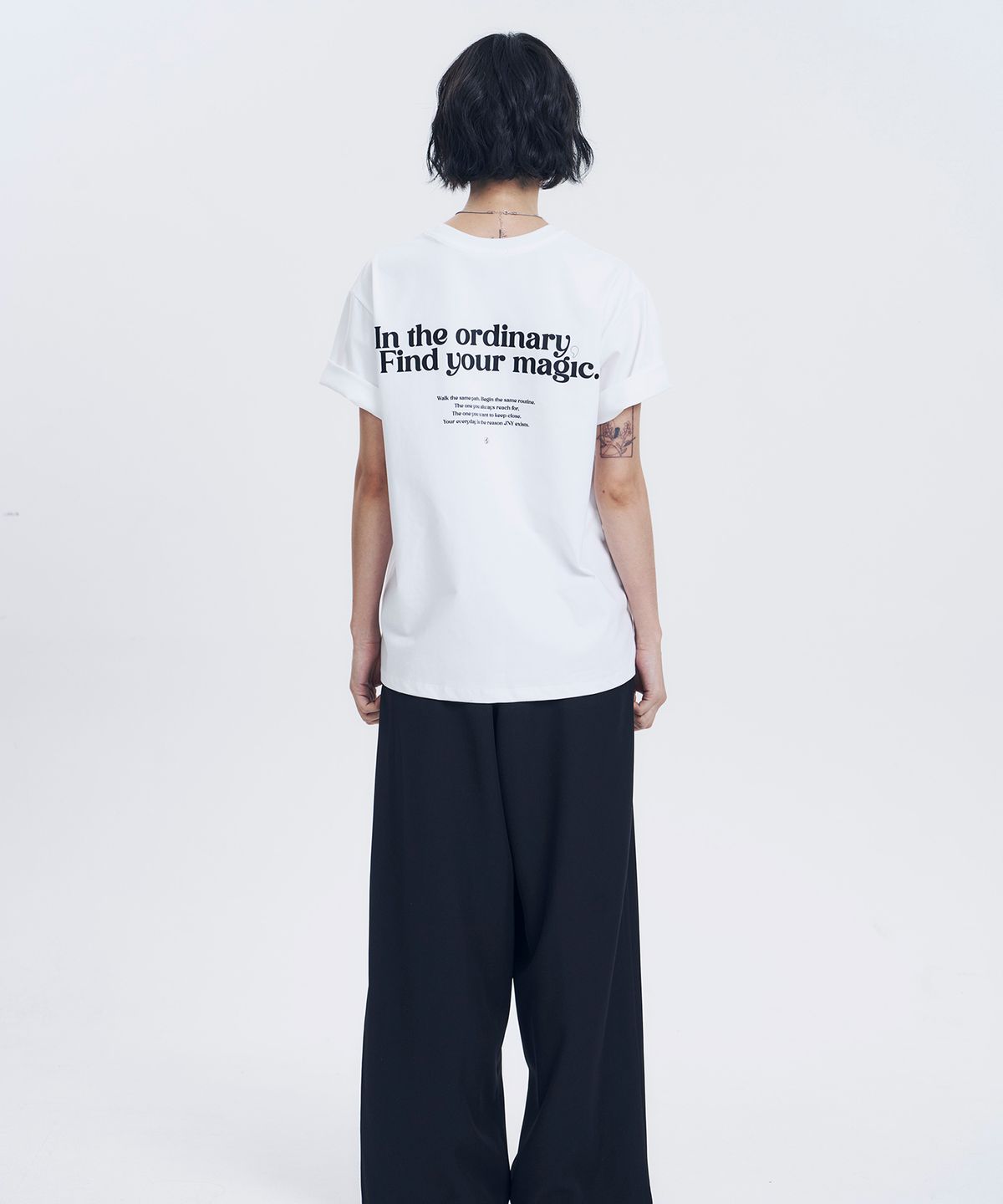 지니영(JEENYYOUNG) JNY 기본 박스티 화이트 (Basic Box Tee - White)