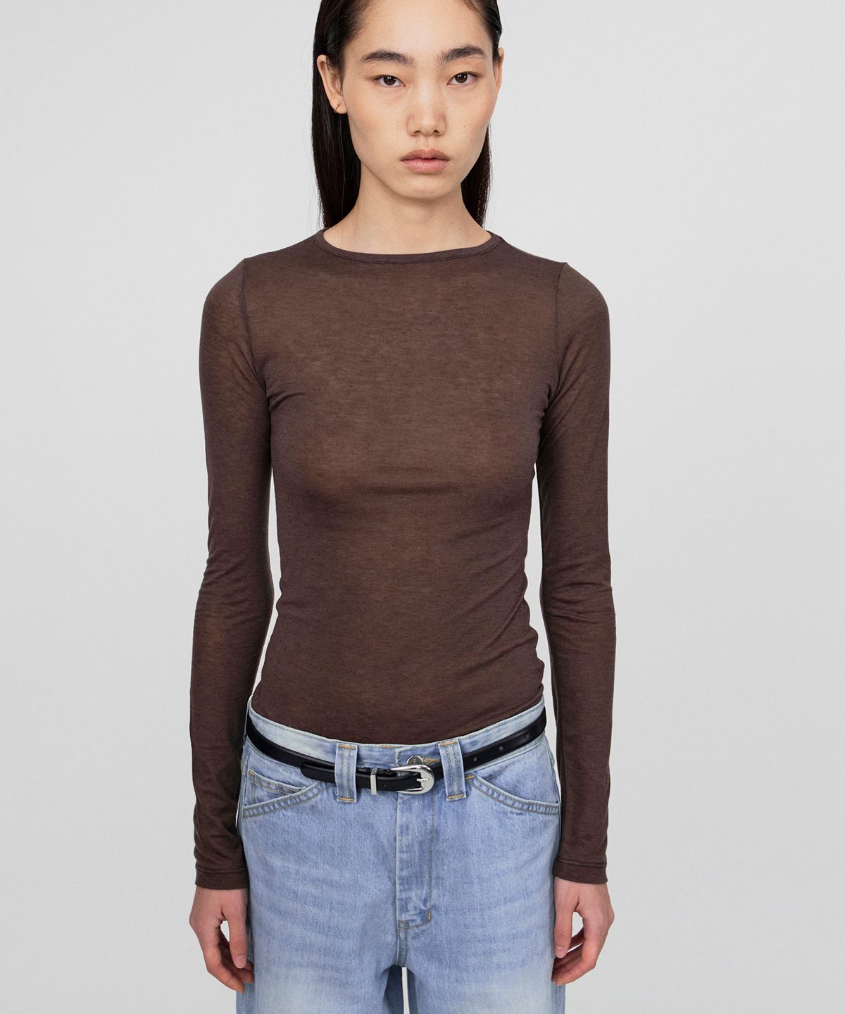 호이테(HEUTE) KIRIN WOOL BLEND STRETCH TEE (BROWN)