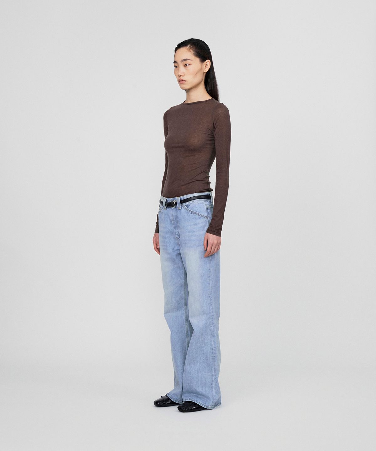 호이테(HEUTE) KIRIN WOOL BLEND STRETCH TEE (BROWN)