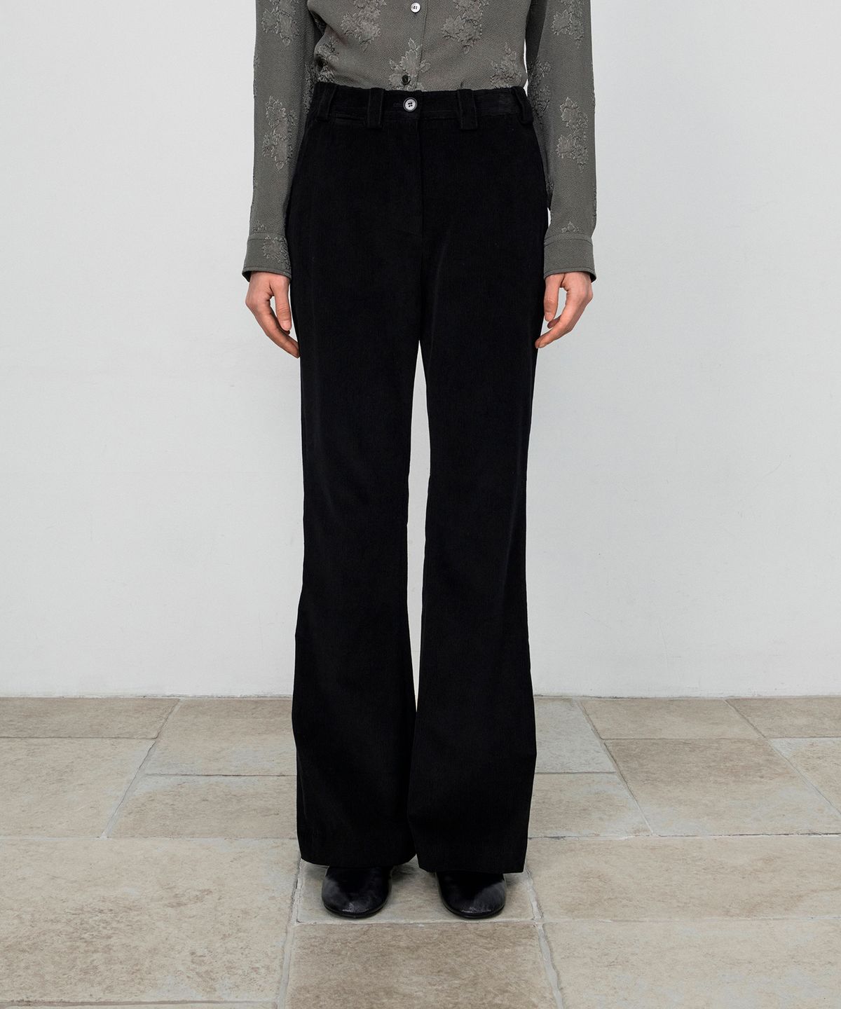호이테(HEUTE) SAGE COTTON CORDUROY PANTS (BLACK)