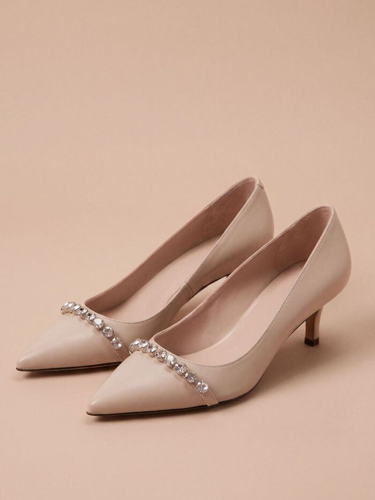 인더발코니(IN THE BALCONY) JETAIME Pumps Nude