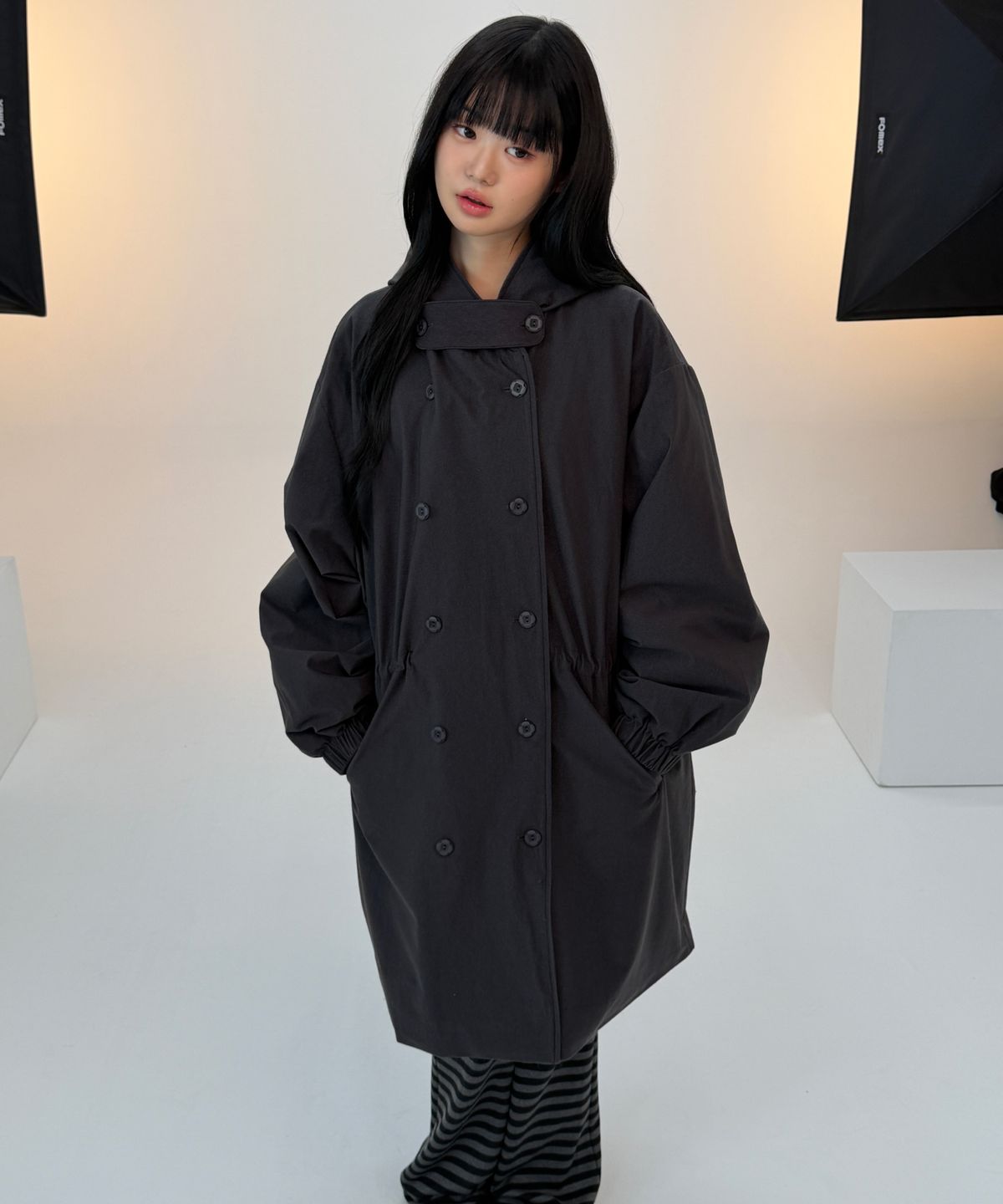 나이엔(NAAIEEN) 하이넥 비죠 더블 롱 파카 차콜