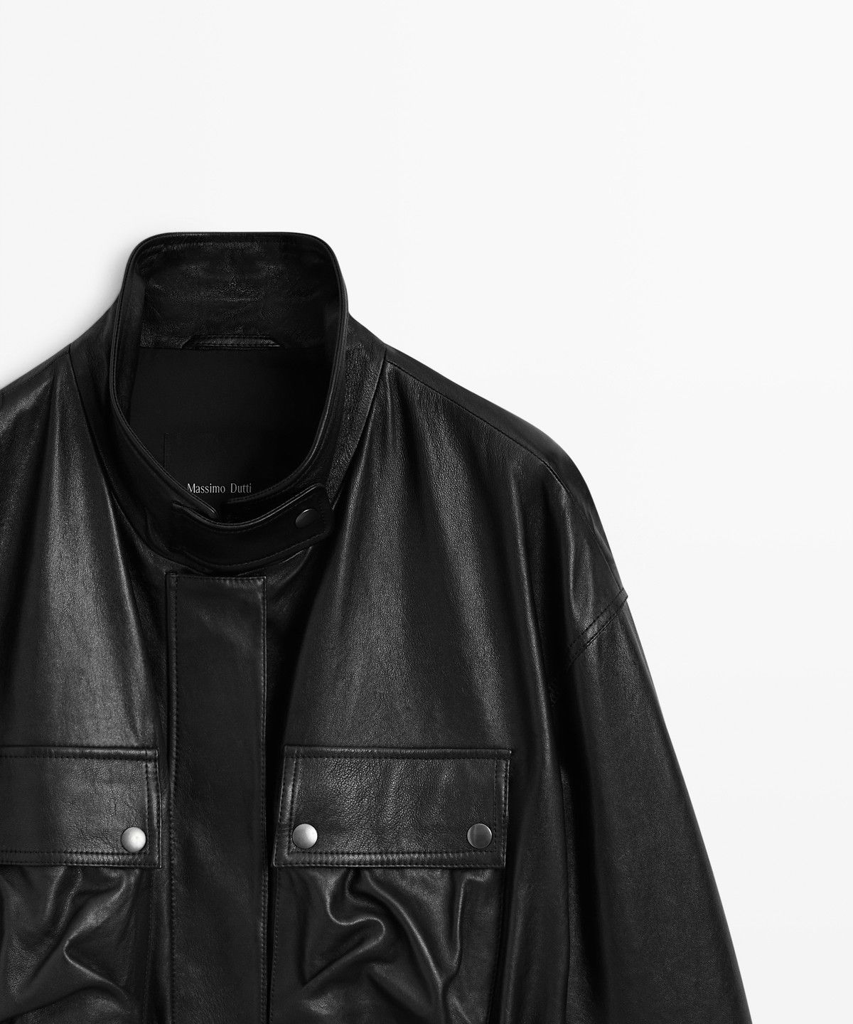 마시모두띠(MASSIMO DUTTI) 포켓 디테일 나파 양가죽 재킷