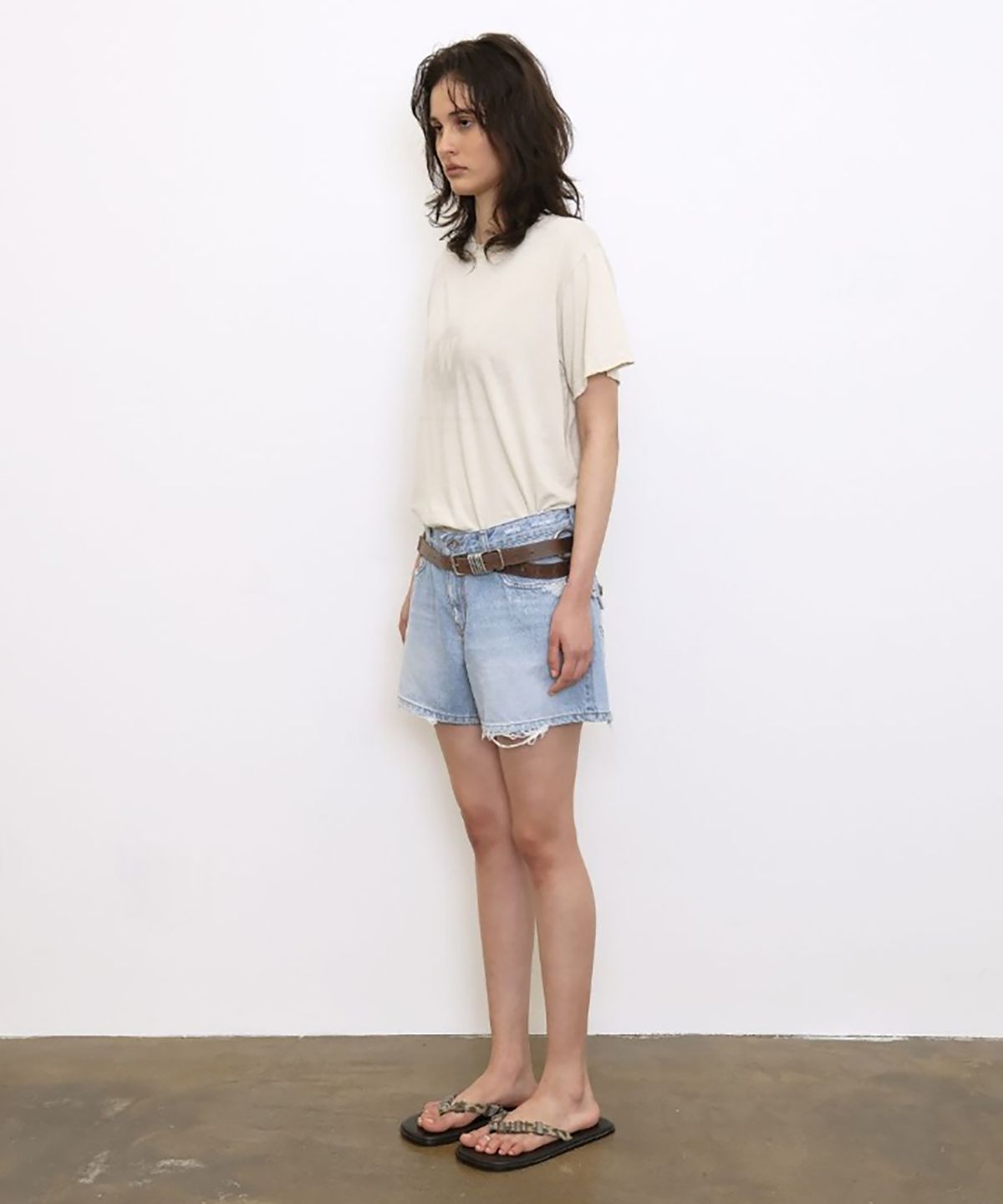 더블유케이엔디 프로젝트(WKND PROJECT) ENGINEER POCKET DENIM SHORTS