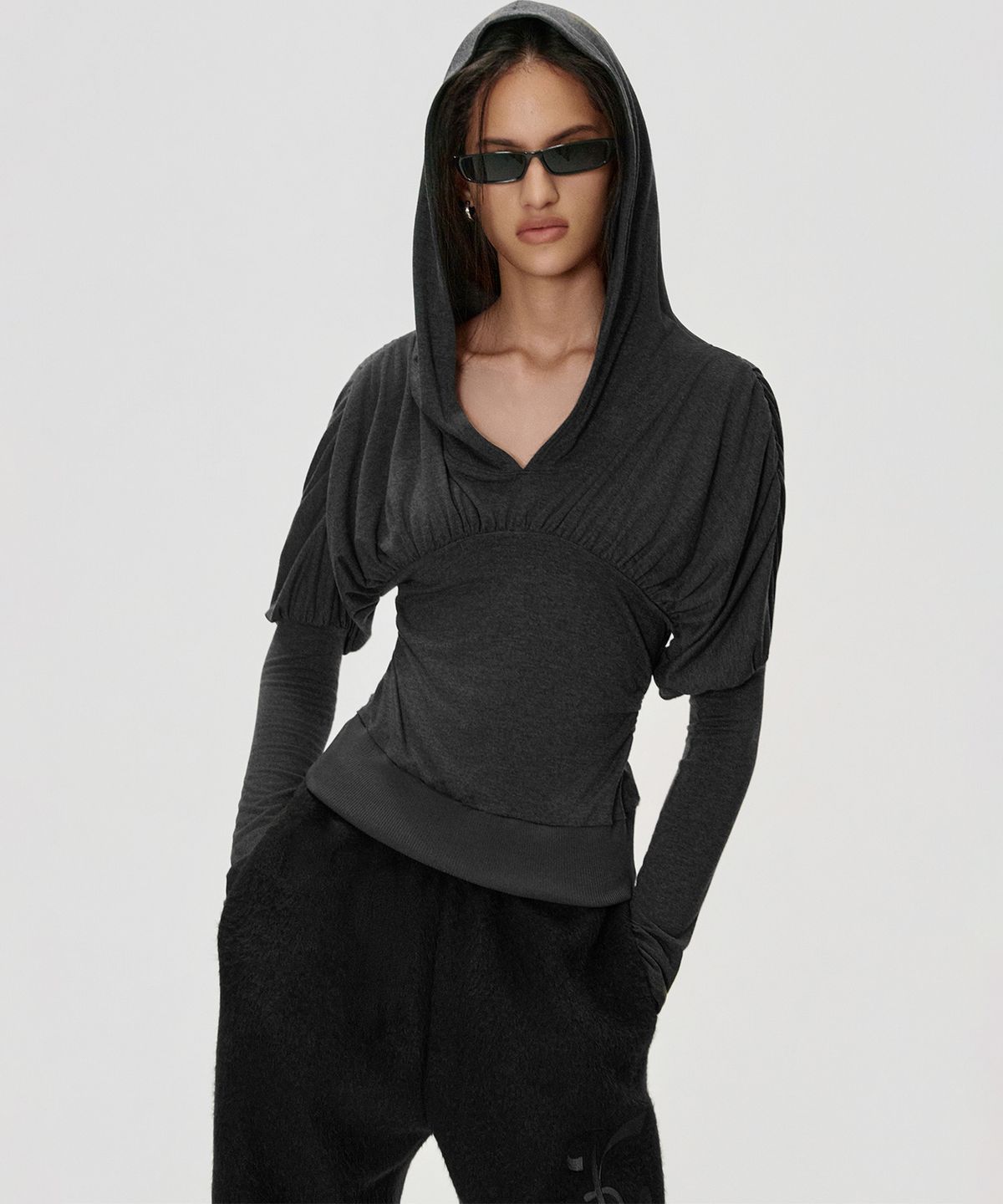 킴지수(KIMZISU) Draped Volume Hooded T-shirt_CHARCOAL