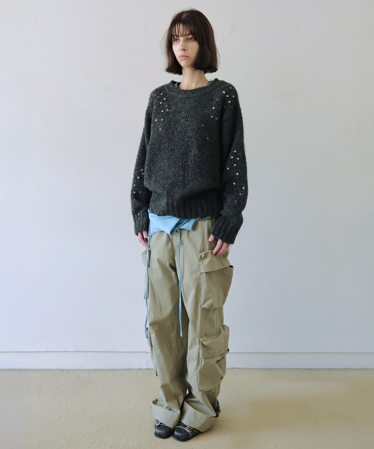 더블유케이엔디 프로젝트(WKND PROJECT) ROLL UP POCKET CARGO PANTS (BEIGE)