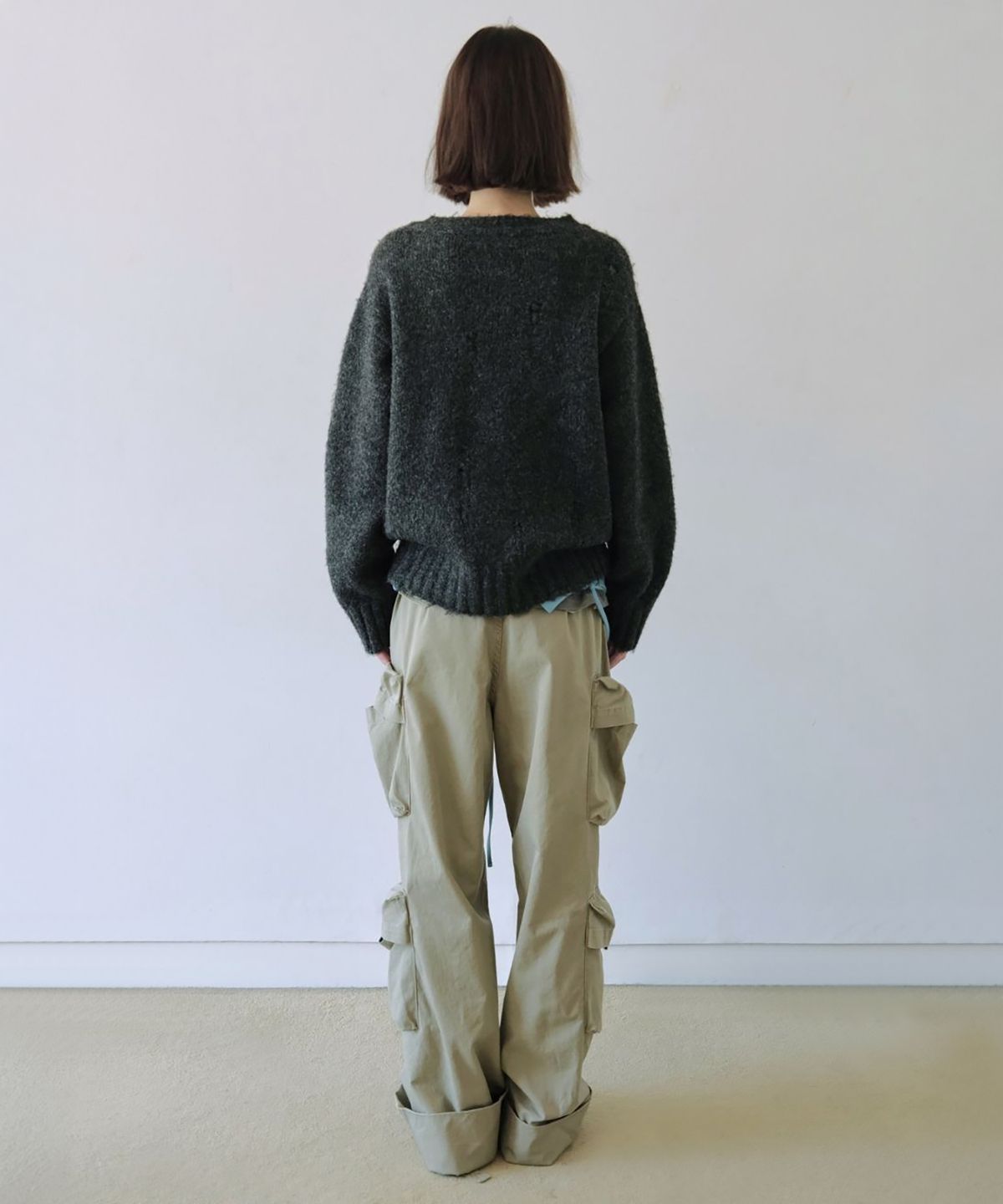 더블유케이엔디 프로젝트(WKND PROJECT) ROLL UP POCKET CARGO PANTS (BEIGE)