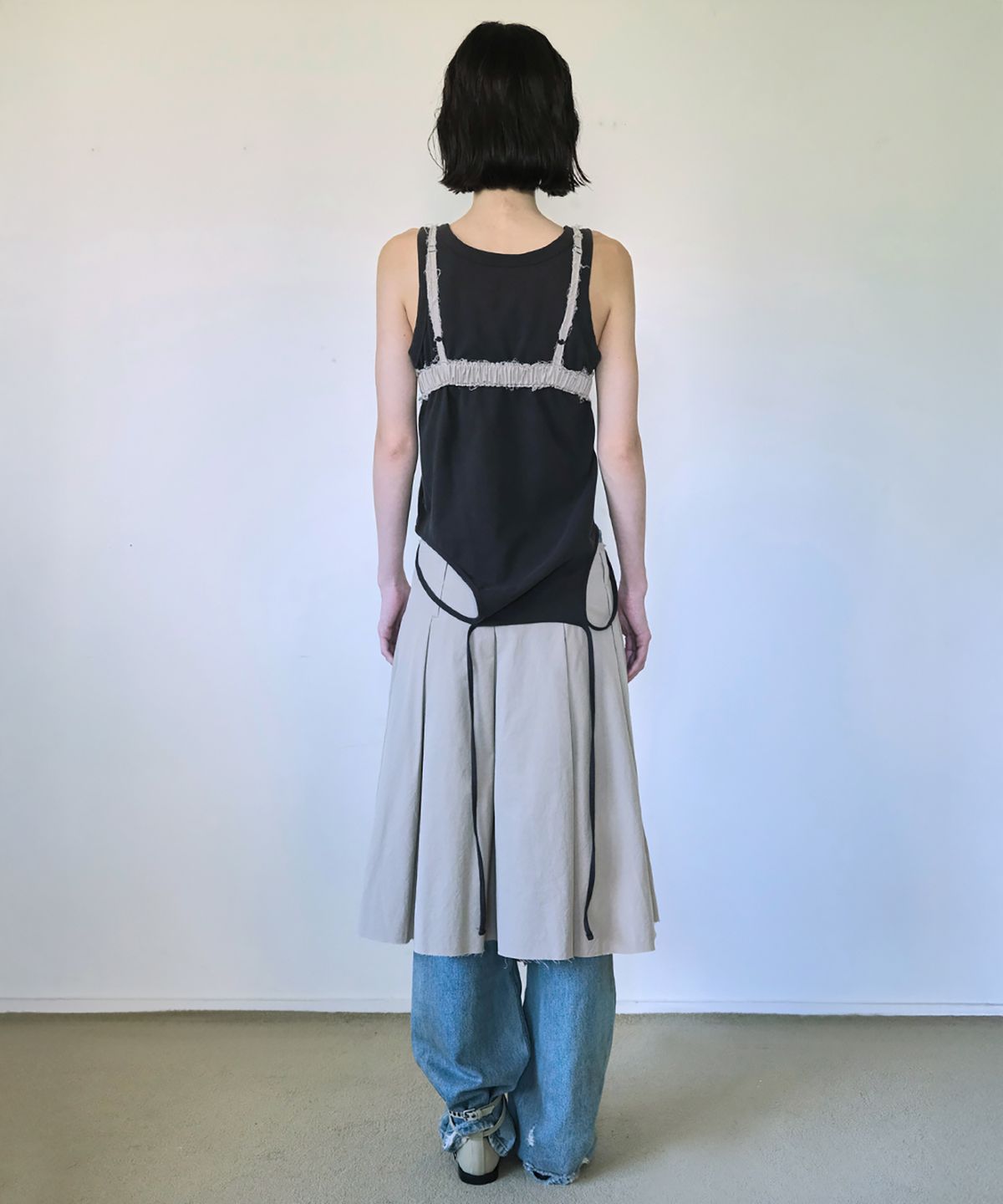 더블유케이엔디 프로젝트(WKND PROJECT) CUTTING COTTON LAYERED SKIRT (GRAY BEIGE)