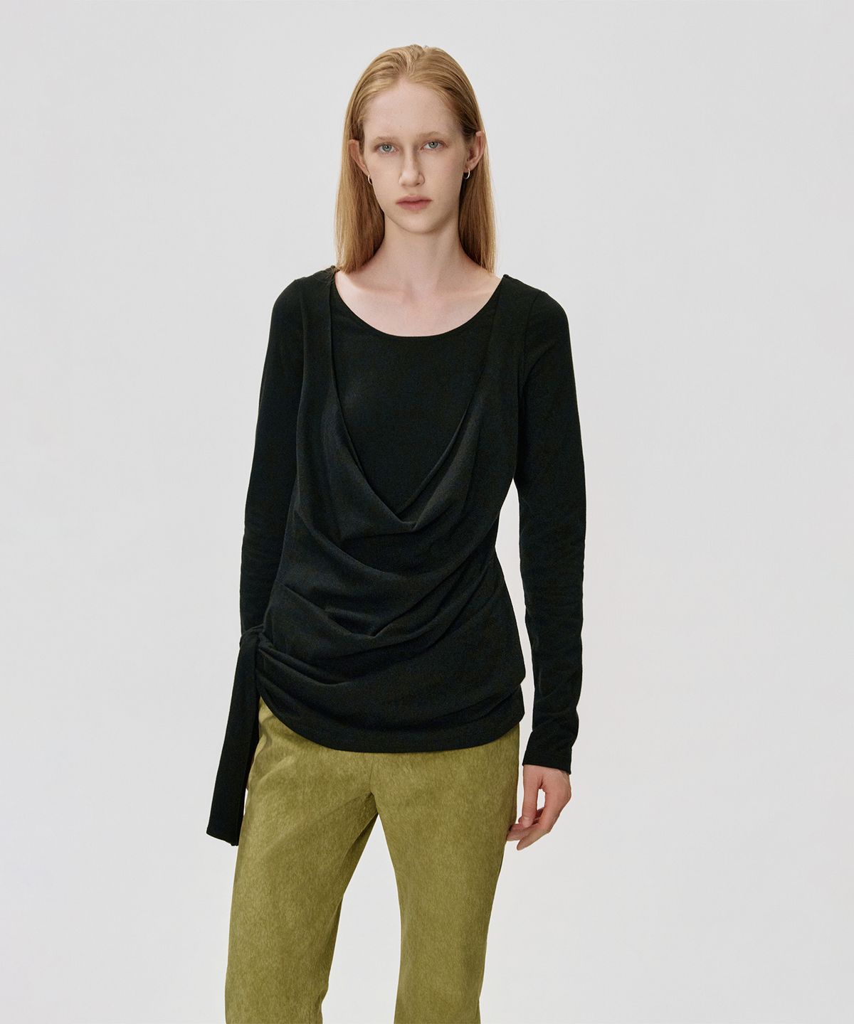 킴지수(KIMZISU) Suede-Texture Bootcut Pants_OLIVE GREEN