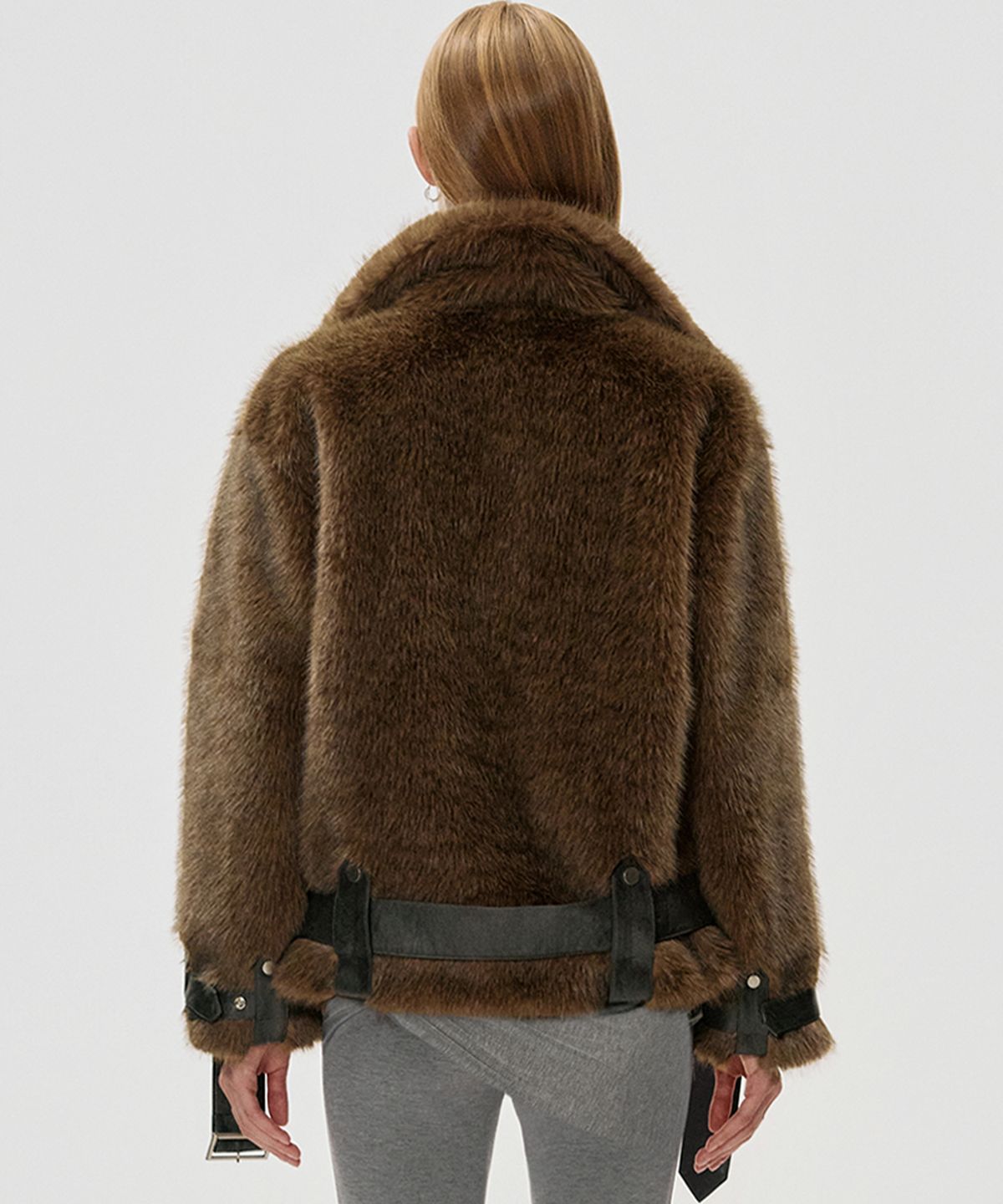 킴지수(KIMZISU) Belted Faux Fur Jacket_BROWN