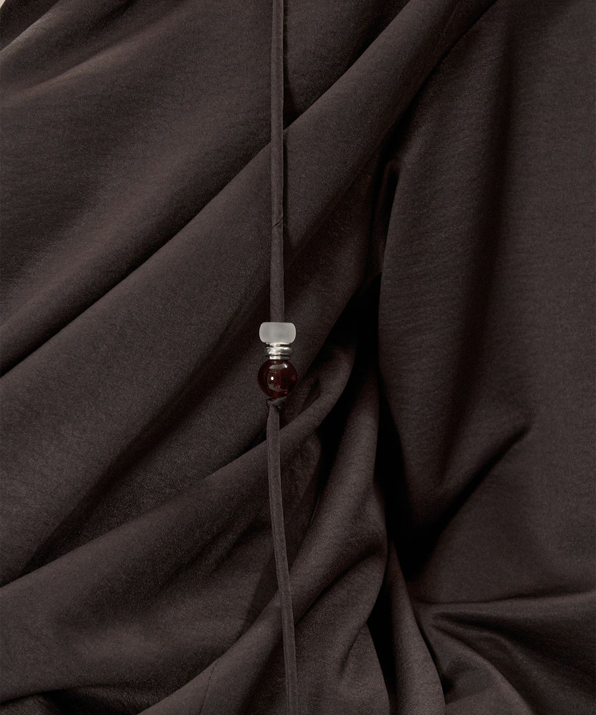 킴지수(KIMZISU) Twisted Drape Jumper_PLUM BROWN