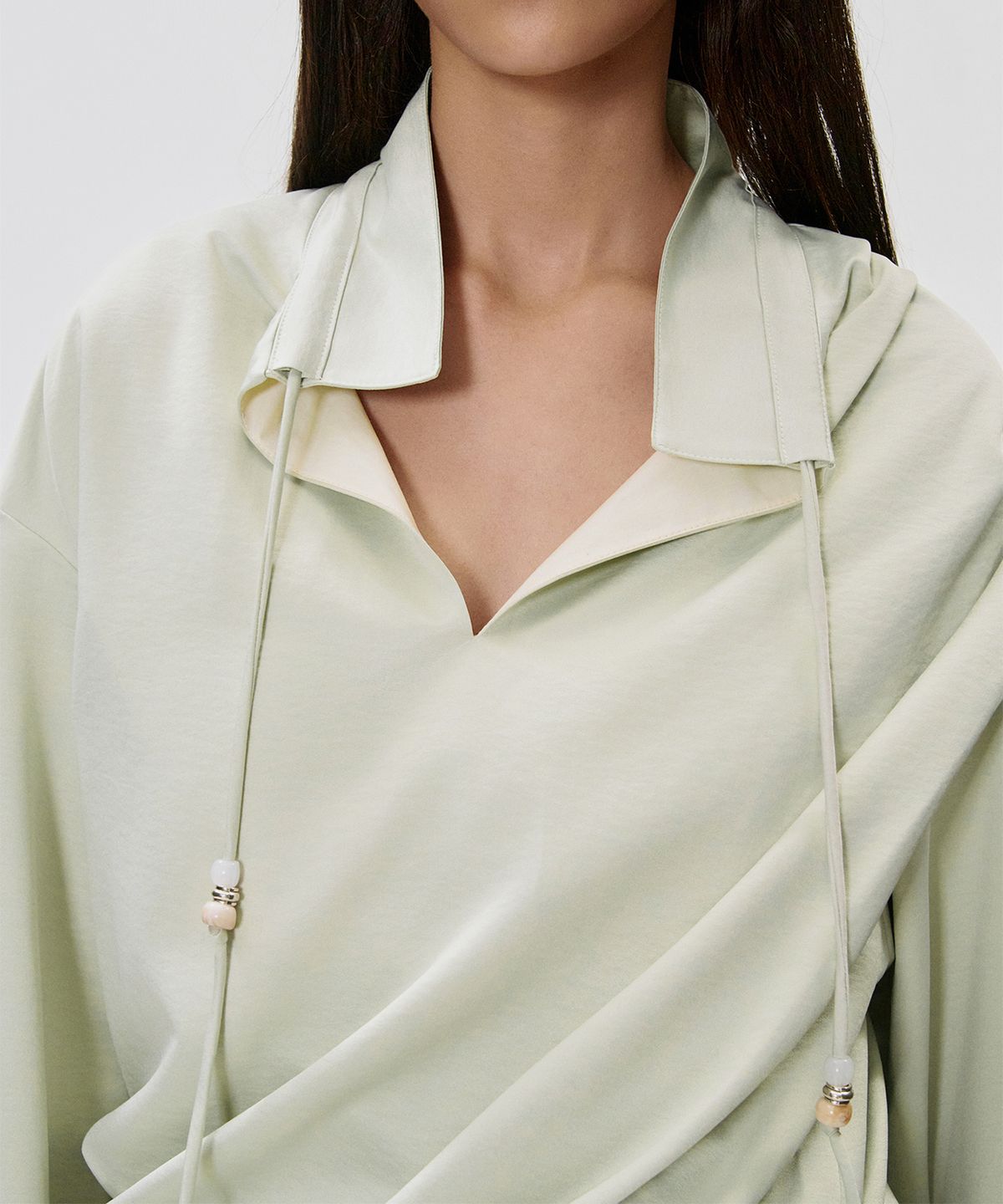킴지수(KIMZISU) Twisted Drape Jumper_MINT