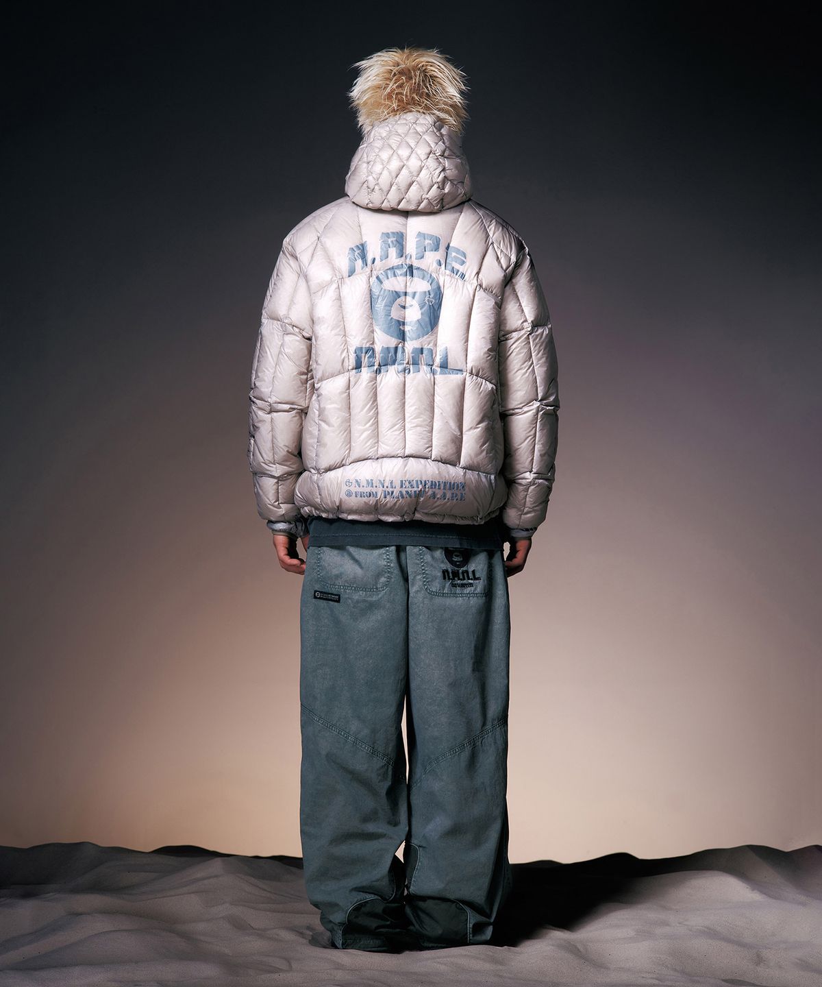 에이프(AAPE) AAPE X NMNL DUCK DOWN JACKET - SAND GRAY