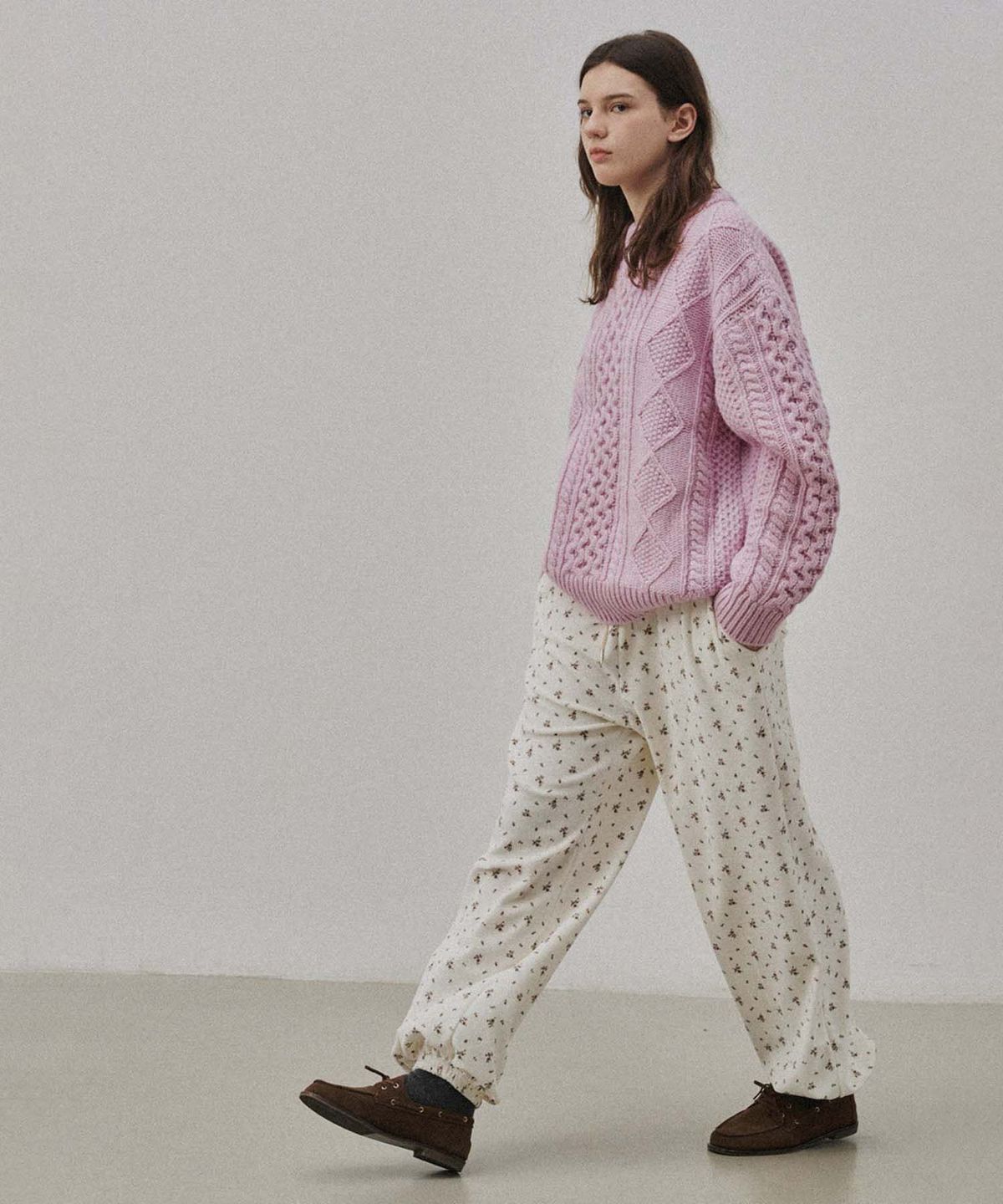 플라드주르(PLATDUJOUR) Bloom jogger pants (Ivory)