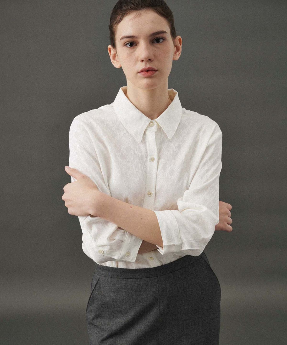 플라드주르(PLATDUJOUR) Silky blouse (Ivory)