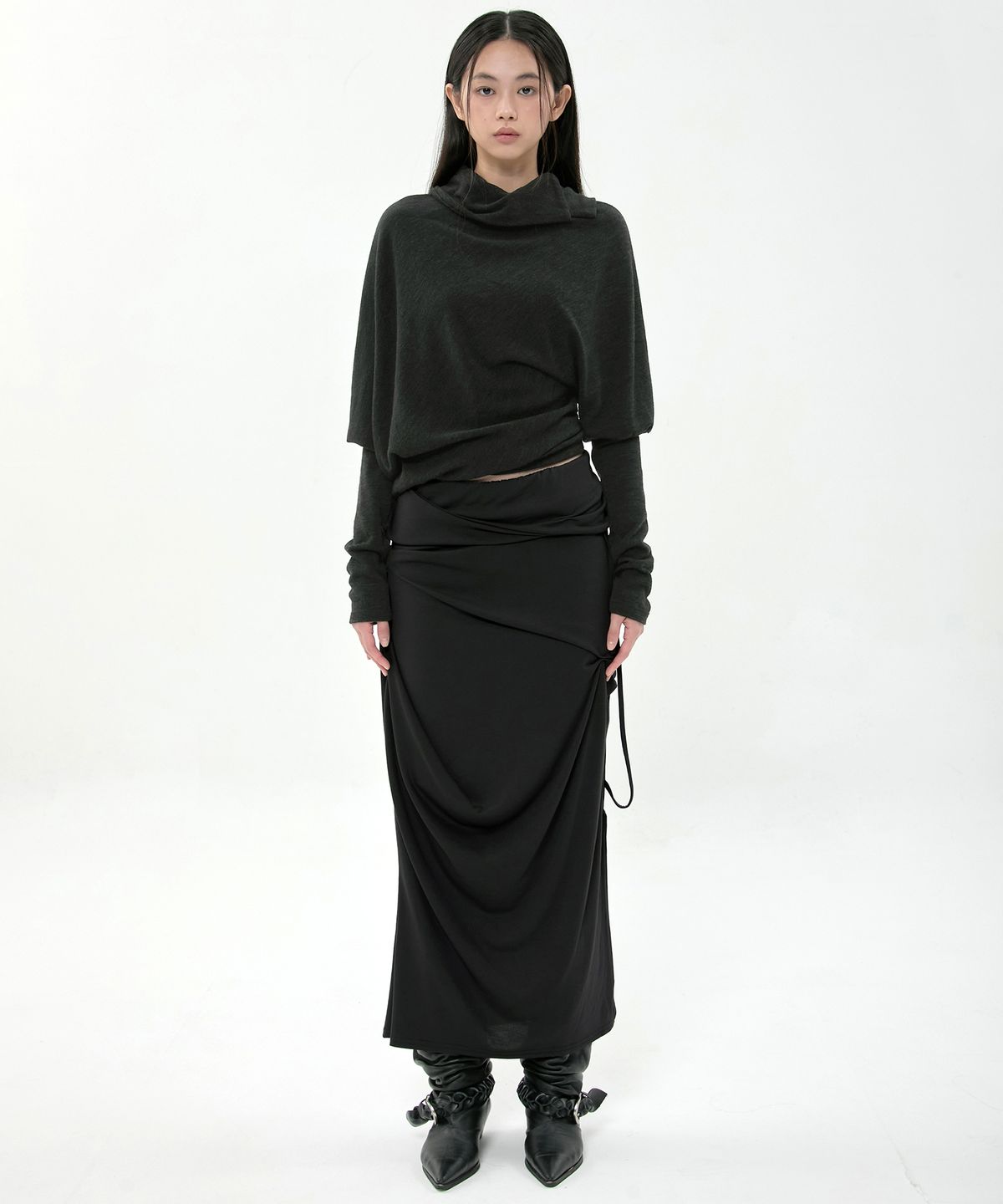 플레어업(FLAREUP) Sculpted Draped Long Skirt (FL-279_Black)