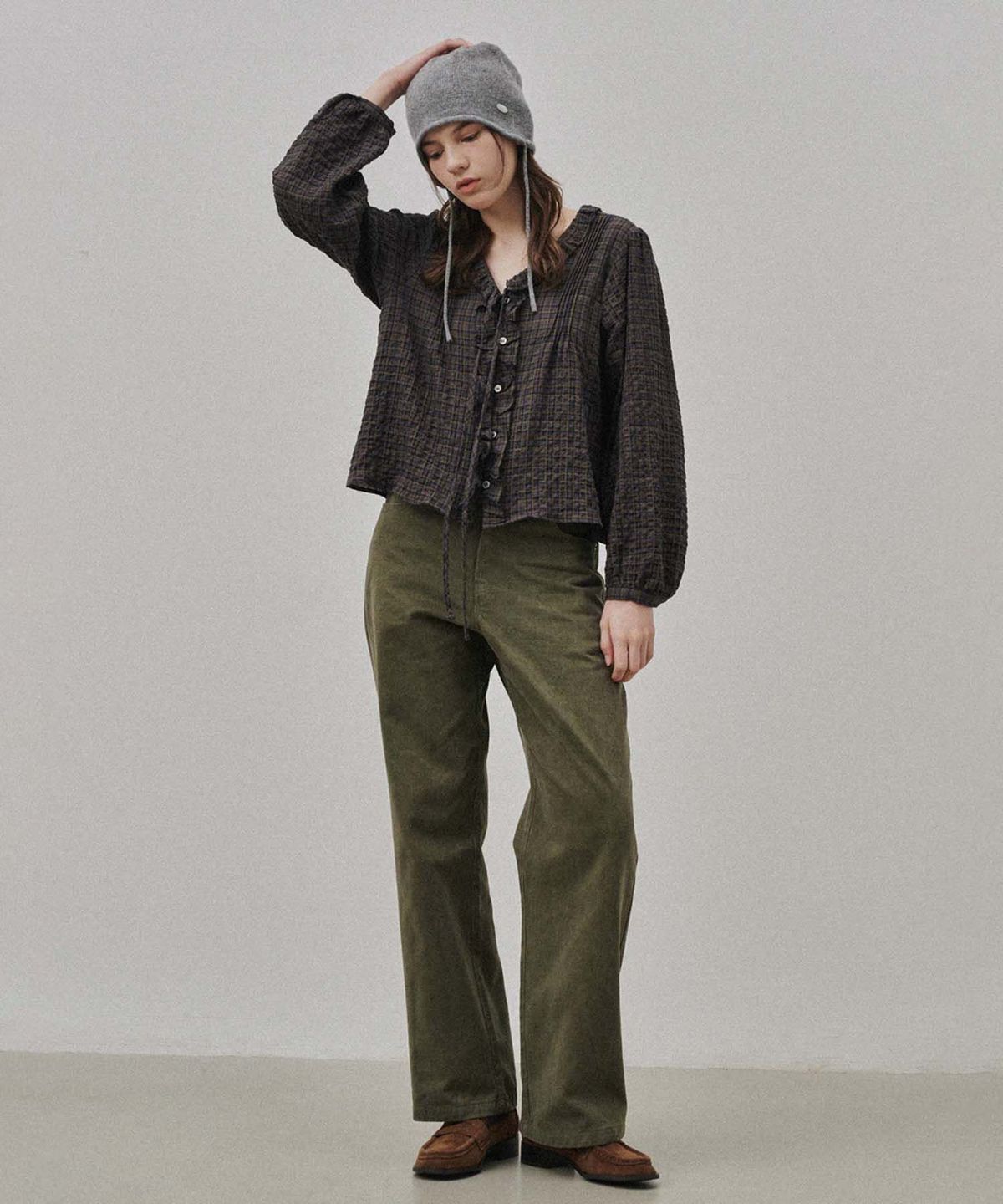 플라드주르(PLATDUJOUR) Frill blouse (Khaki check)