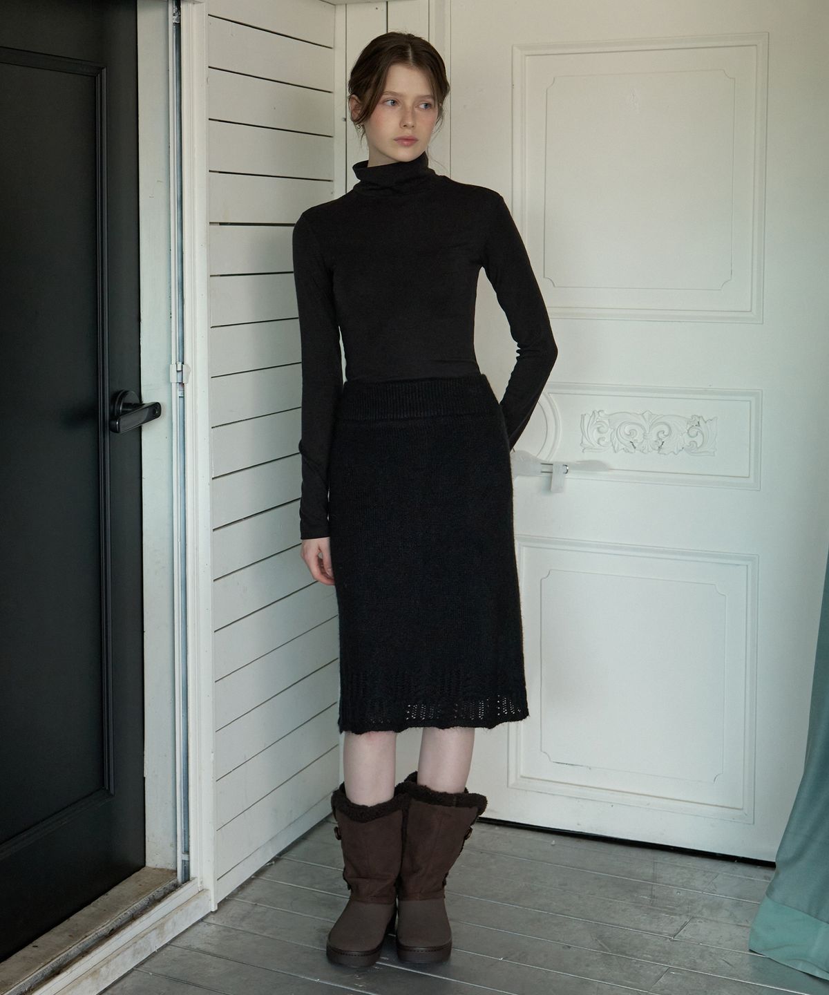 리엘(RE L) Shimmery knit skirt (black)