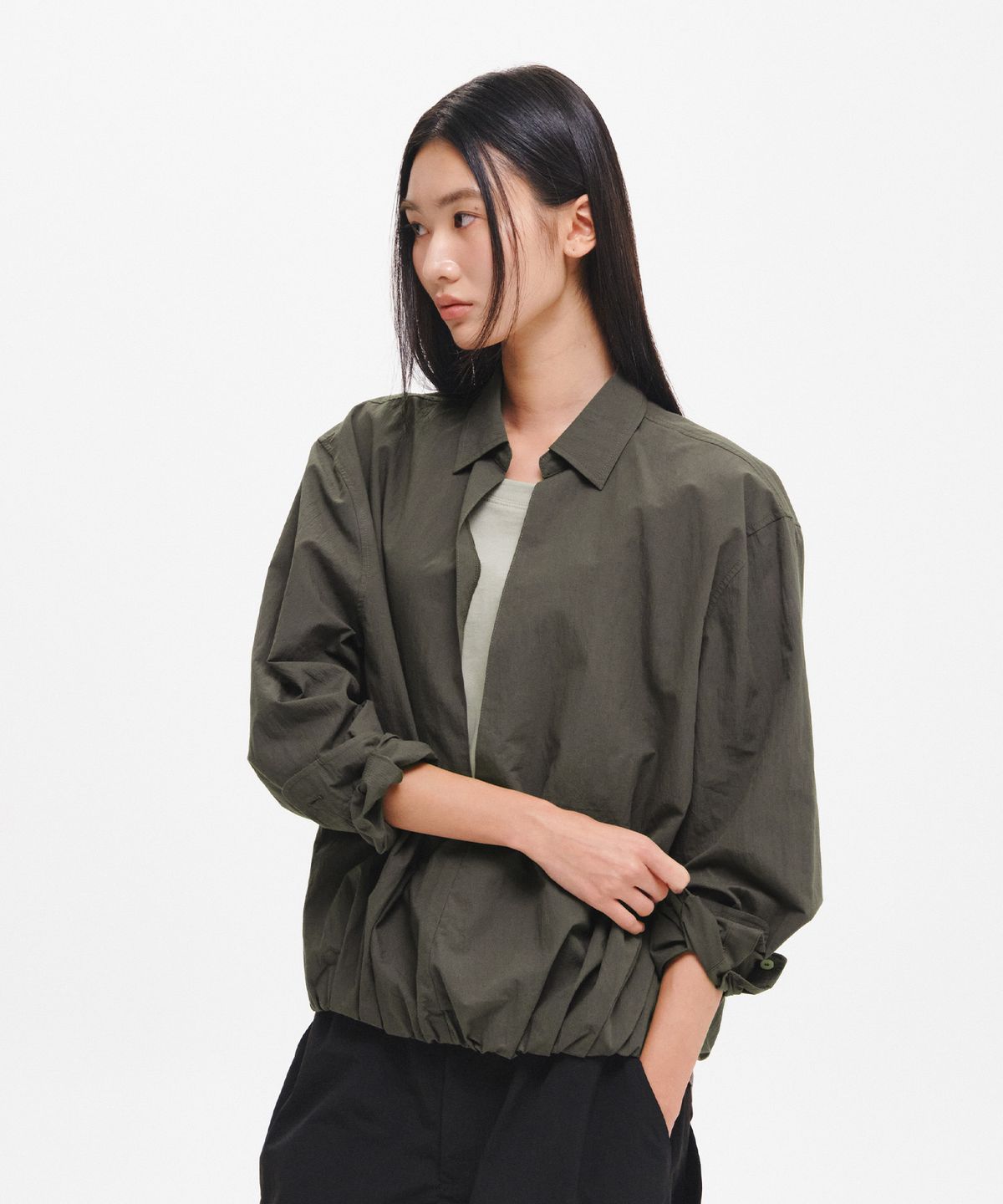 제너럴아이디어(GENERALIDEA) UNISEX 레이어드 노치넥셔츠 [2COL] / GF3USH002
