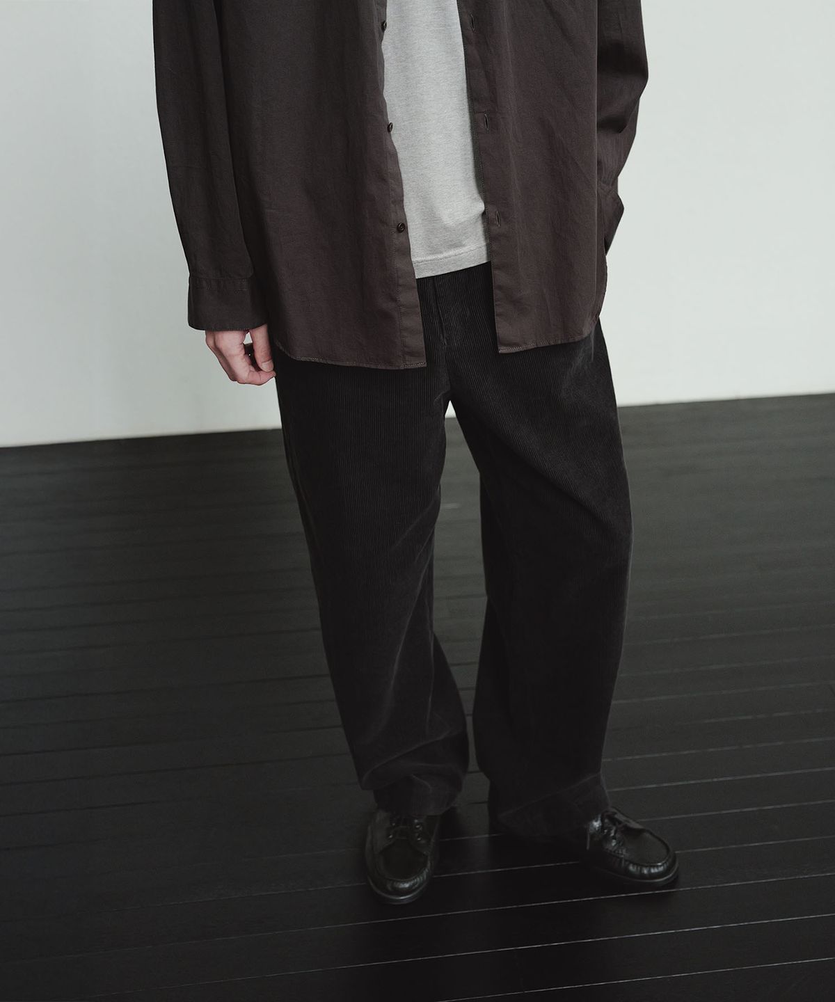 블랭크룸(BLANKROOM) 폰 코듀로이 팬츠_PLUM CHARCOAL
