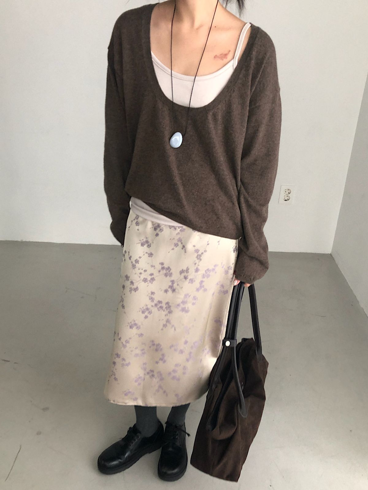 아포엠(APOEM) Deep U Loose Knit (3C)