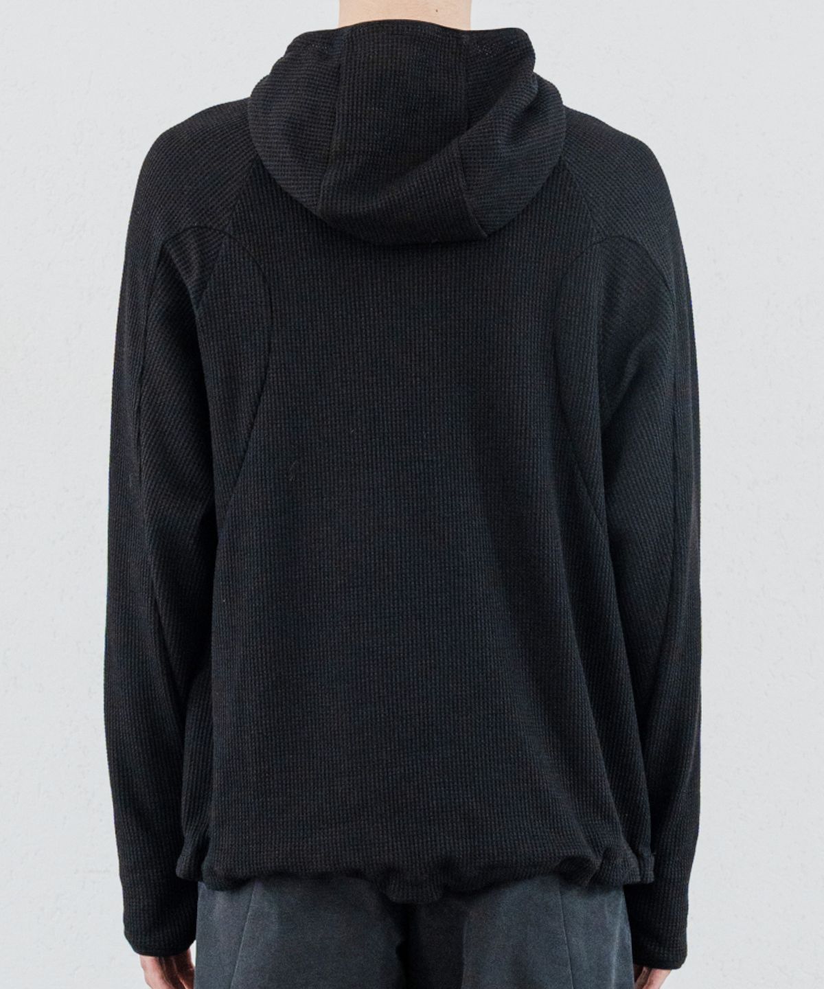 우석(WOOSUK) Grid Half Zip Hoodie