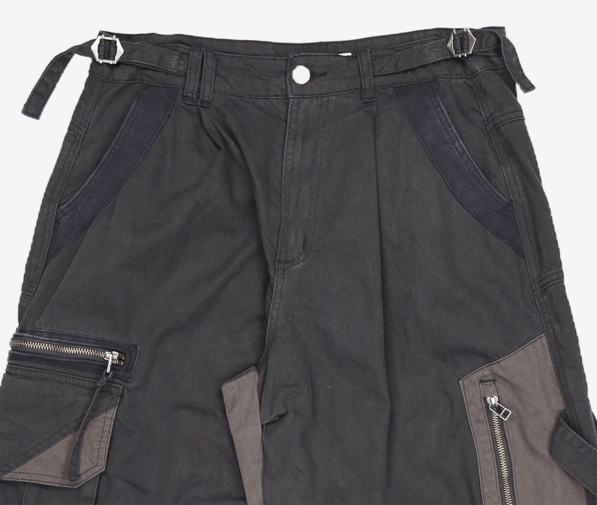 이티씨이(ETCE) LAYERED CARGO BERMUDA SHORTS (BLACK) L