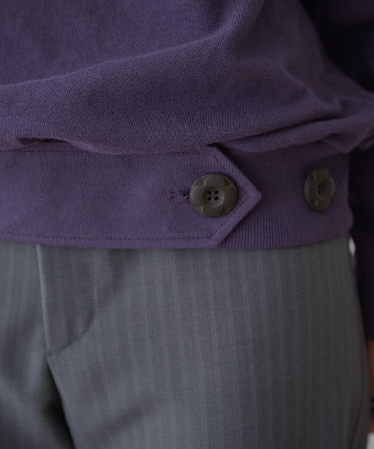 피브스피브스(PEEVES PEEVES) Wide Neck Draped Top / Purple