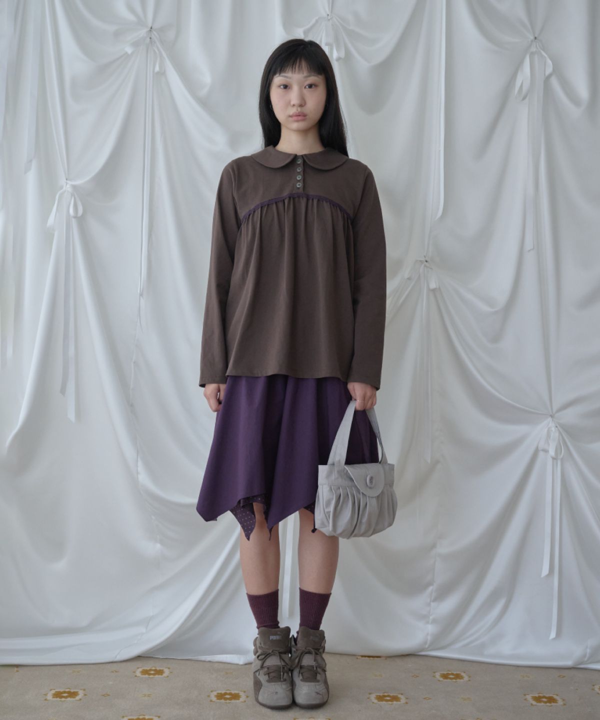 피브스피브스(PEEVES PEEVES) Yoke Shirred Blouse / Brown