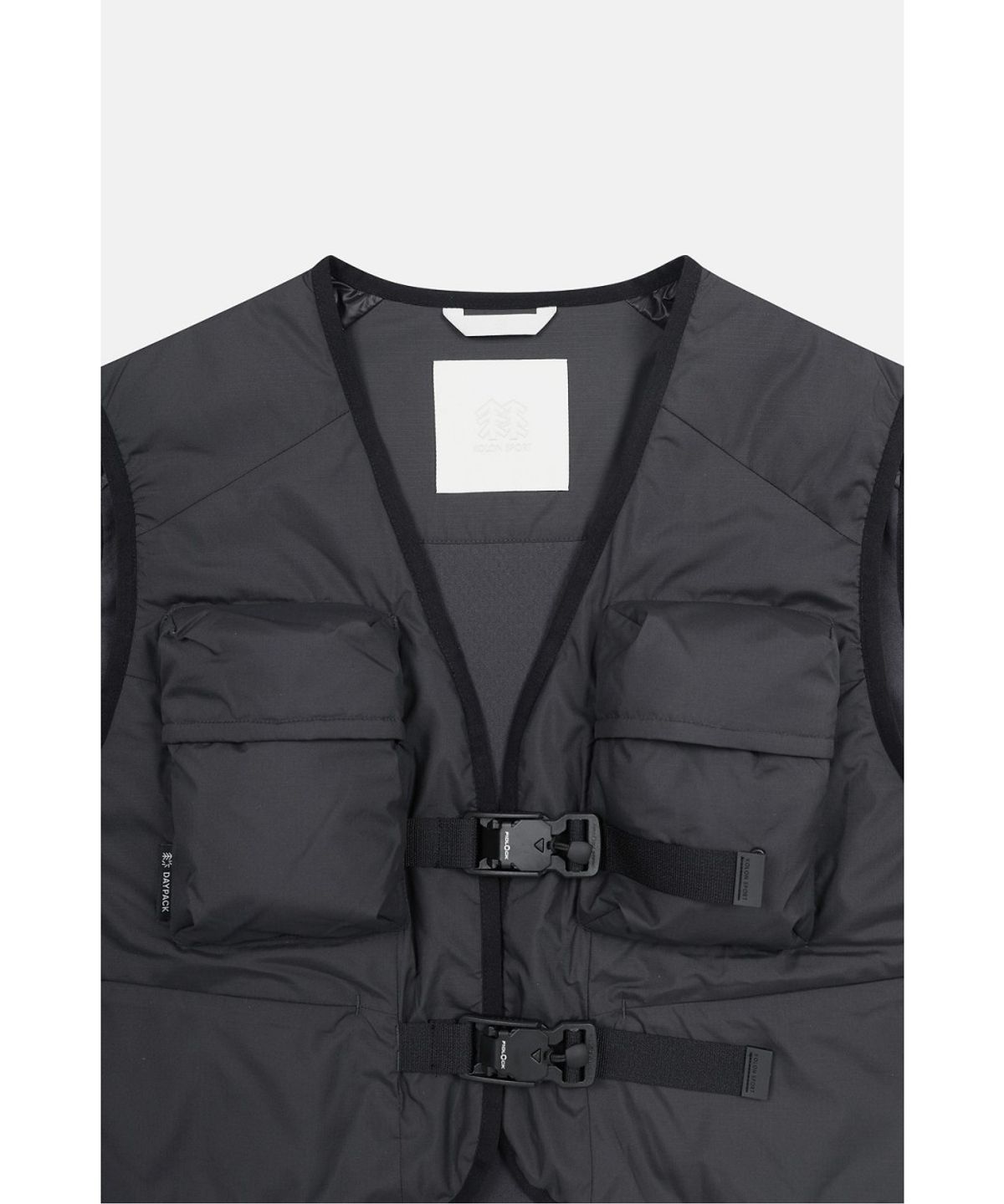코오롱스포츠(KOLON SPORT) [Warm Daypack] 남성 멀티포켓 베스트 TLVAW26691CGY