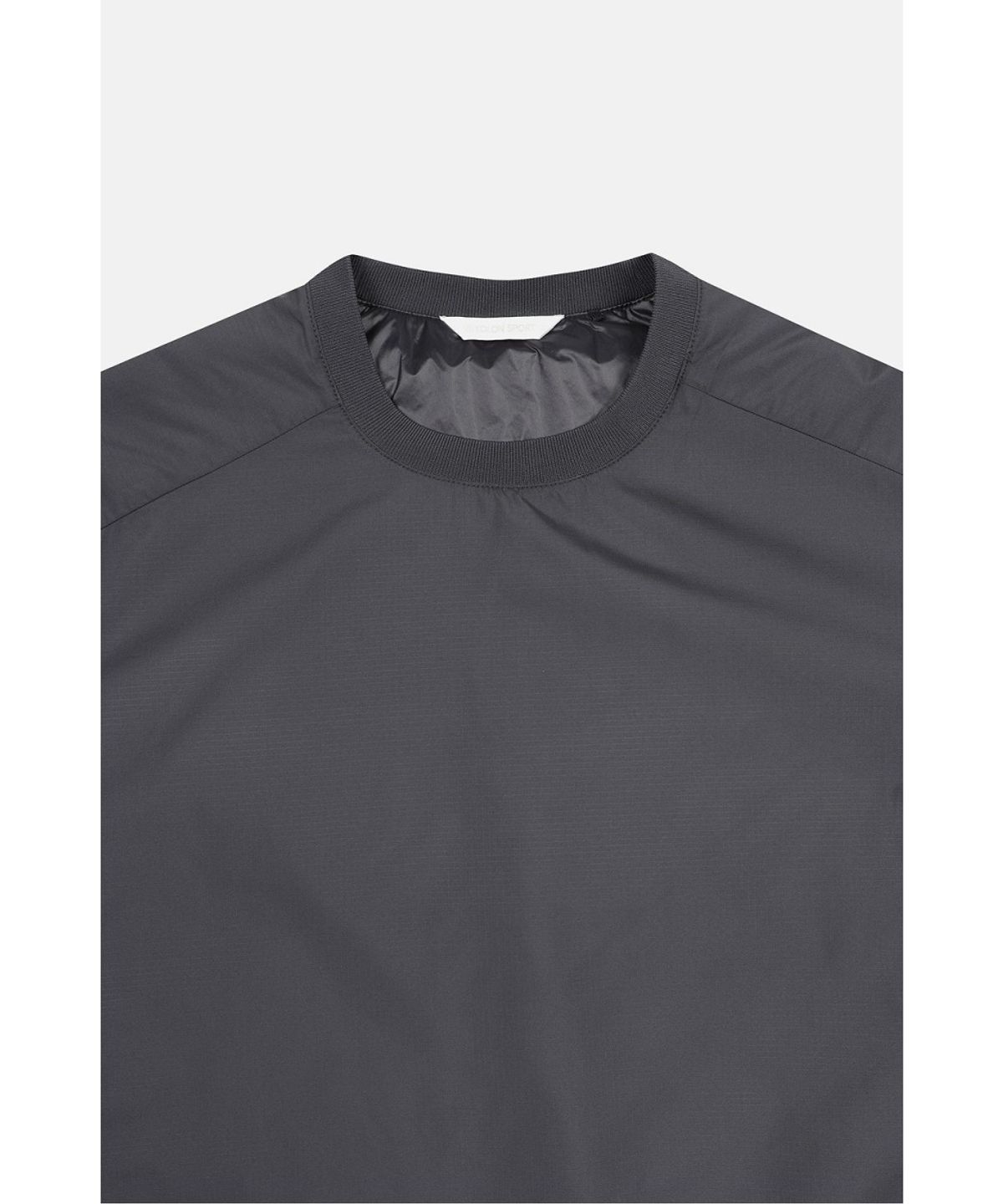 코오롱스포츠(KOLON SPORT) [Warm Daypack] 남성 우븐 라운드 맨투맨 TLTBW26693CGY