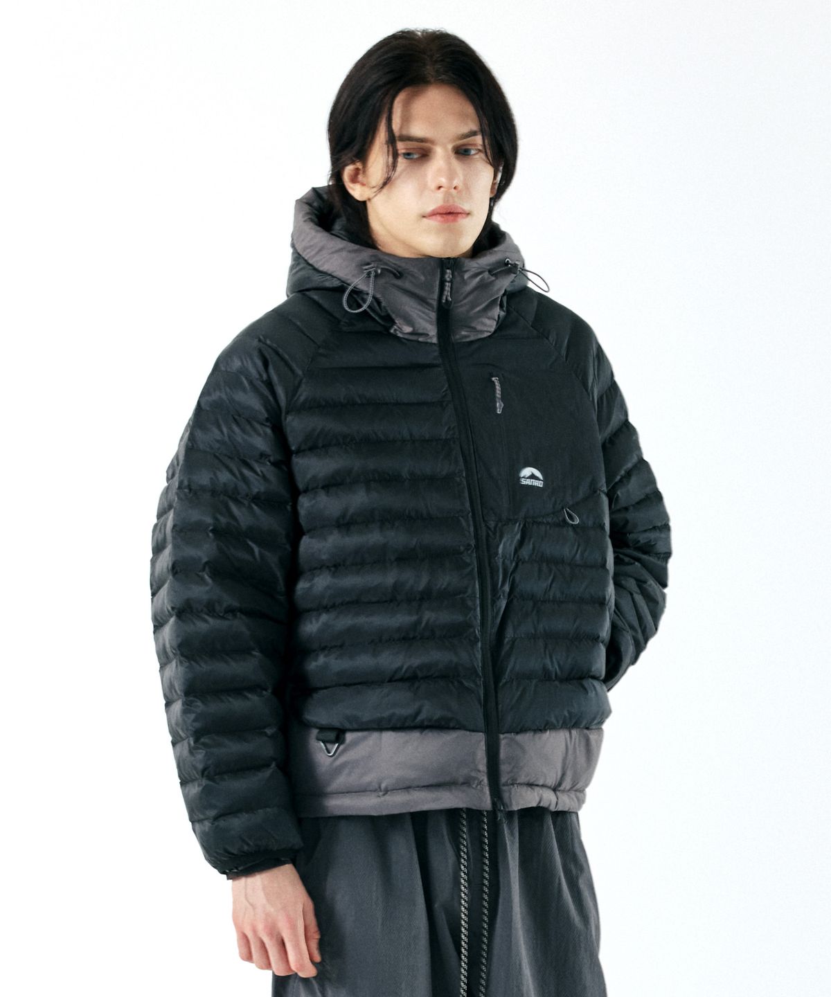 산로(SANRO) [UNISEX] 라이트 하이킹 패딩자켓 - 블랙