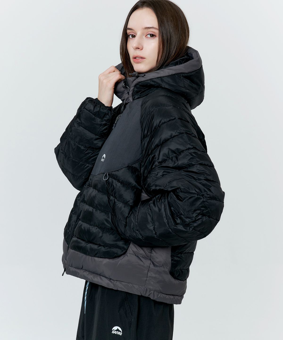 산로(SANRO) [UNISEX] 라이트 하이킹 패딩자켓 - 블랙