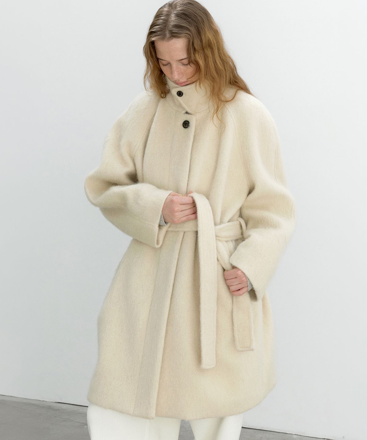 르바(LEVAR) Moss Alpaca Raglan Half Coat - Butter Yellow
