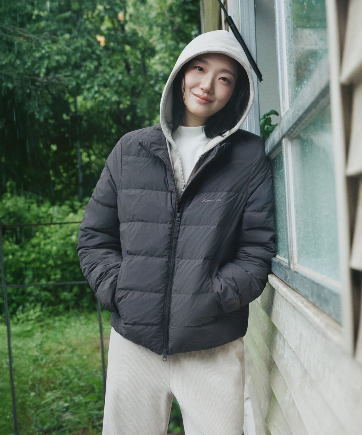 스노우피크 어패럴(SNOWPEAK APPAREL) 코듀로이 여성 세미크롭 후드 집업 (S26WWFFJ73) Light Beige