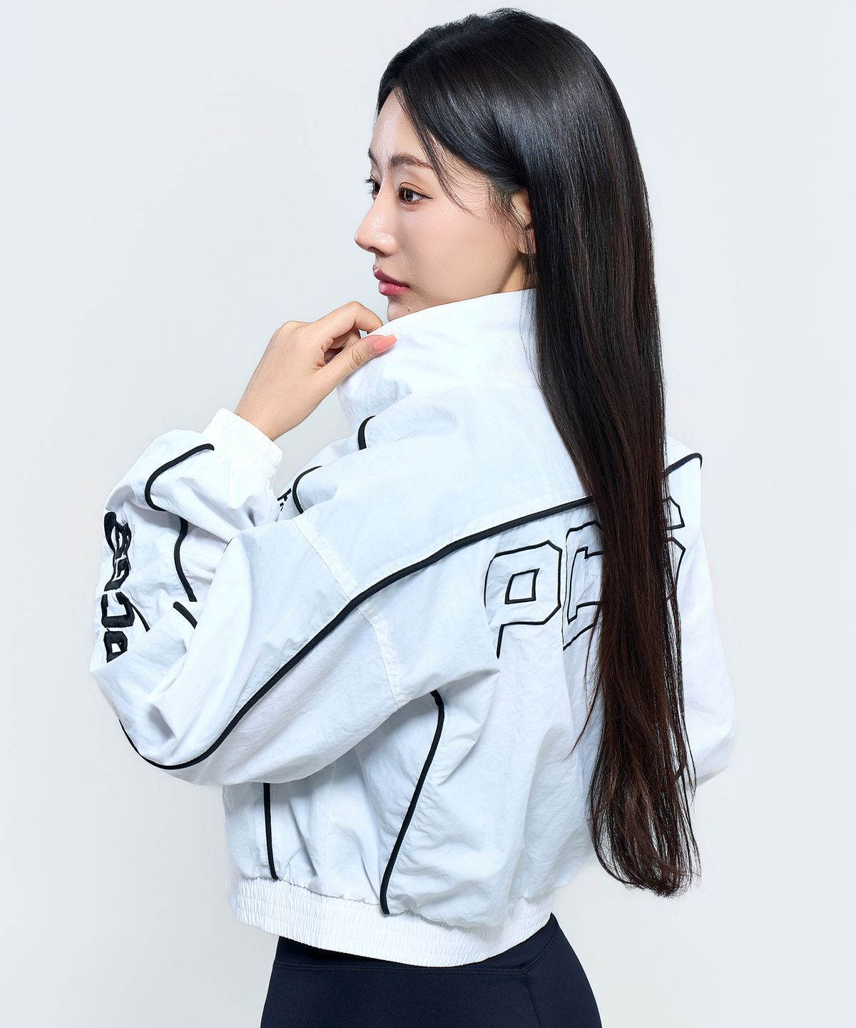 피지컬가먼츠(PHYSICAL GARMENTS) P5035 우먼 파이핑 윈드브레이커 크롭자켓 [화이트]