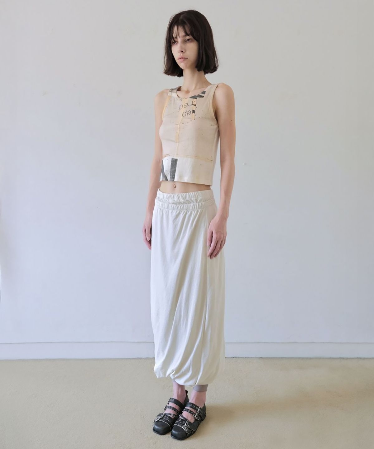 더블유케이엔디 프로젝트(WKND PROJECT) DOUBLE LAYERED BALLOON SKIRT (IVORY)