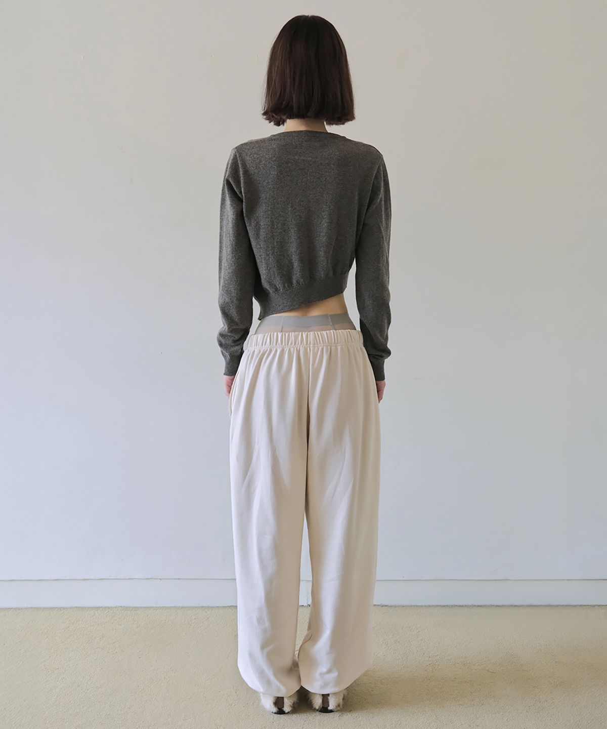 더블유케이엔디 프로젝트(WKND PROJECT) SCRIBBLE HOTFIX PANTS (IVORY)