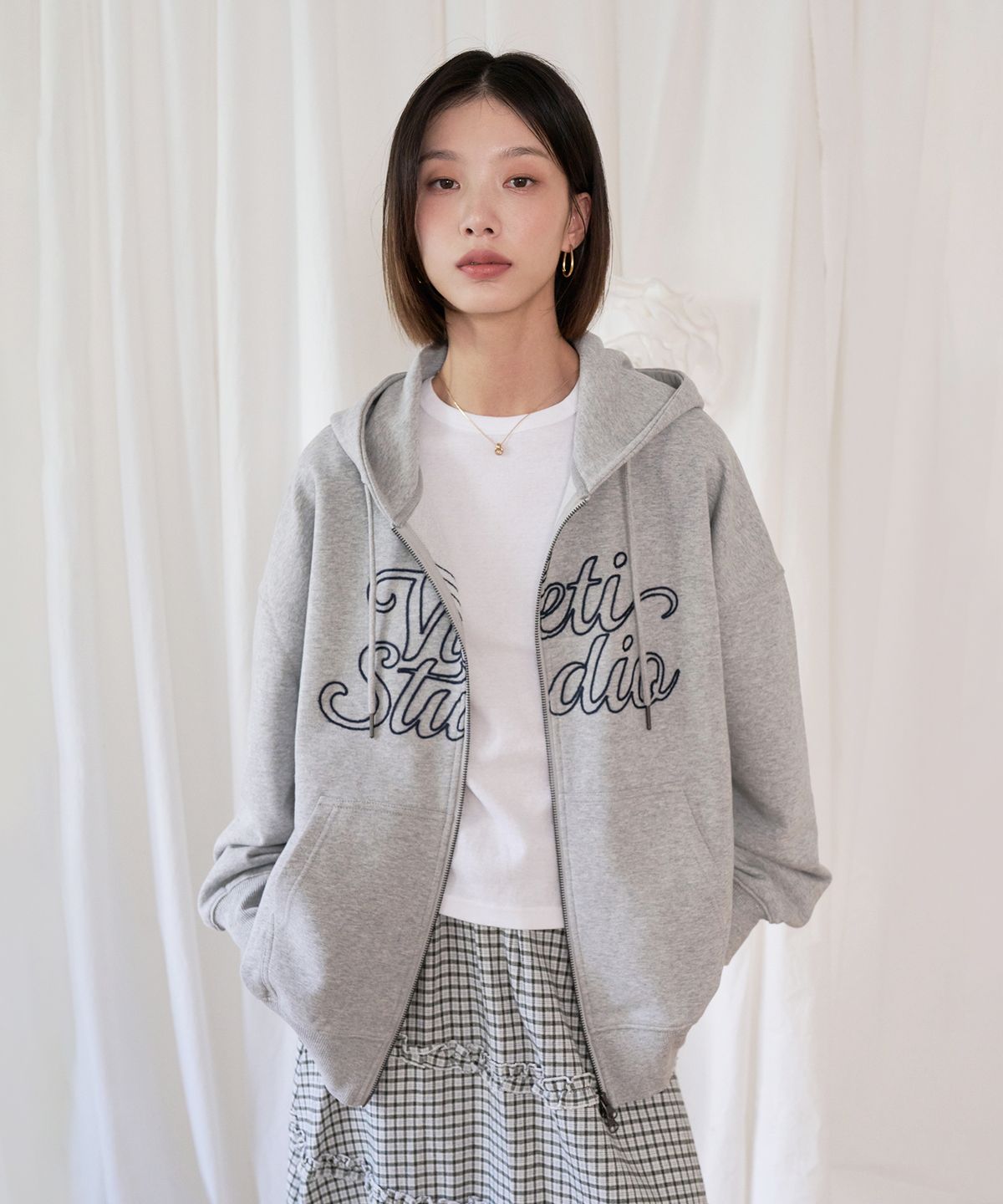 블레티(VLETI) Cotton Oversized Embroidered Two-Way Zip-Up Hoodie(gray melange)