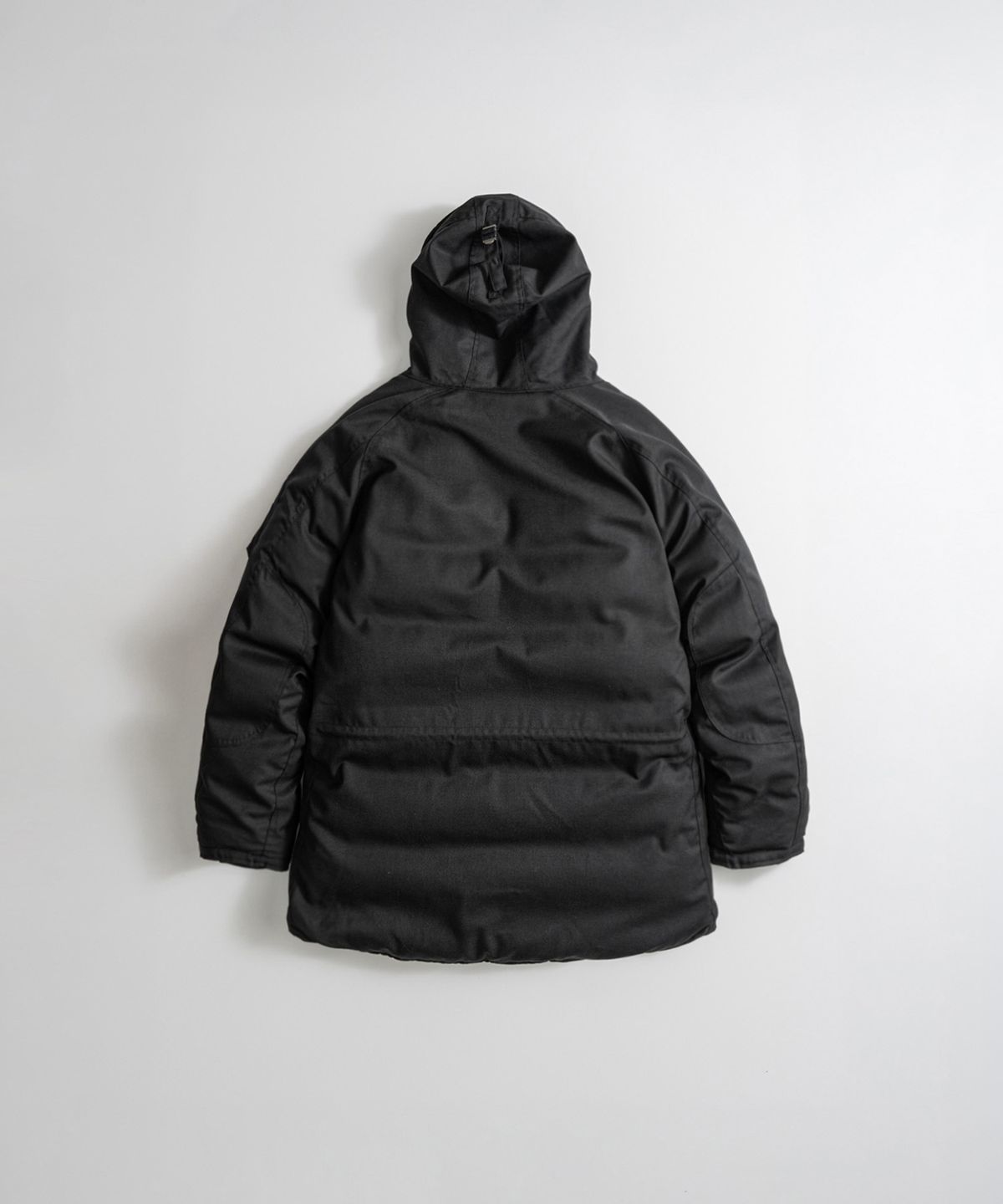 비헤비어(BEHEAVYER) W/P N3B DUCK DOWN PARKA black